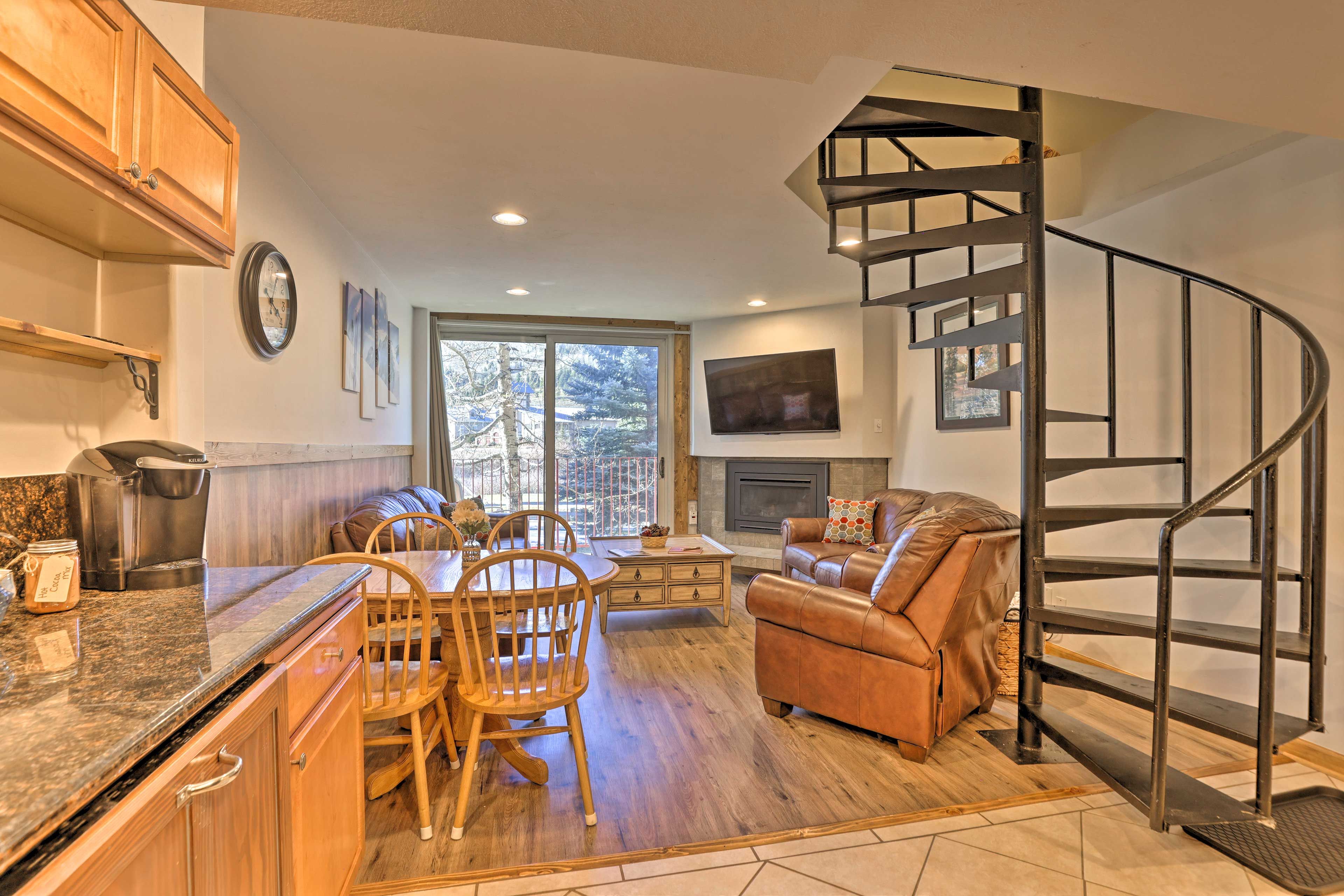 Living Space | Smart TV | Gas Fireplace | Staircase to Bedrooms