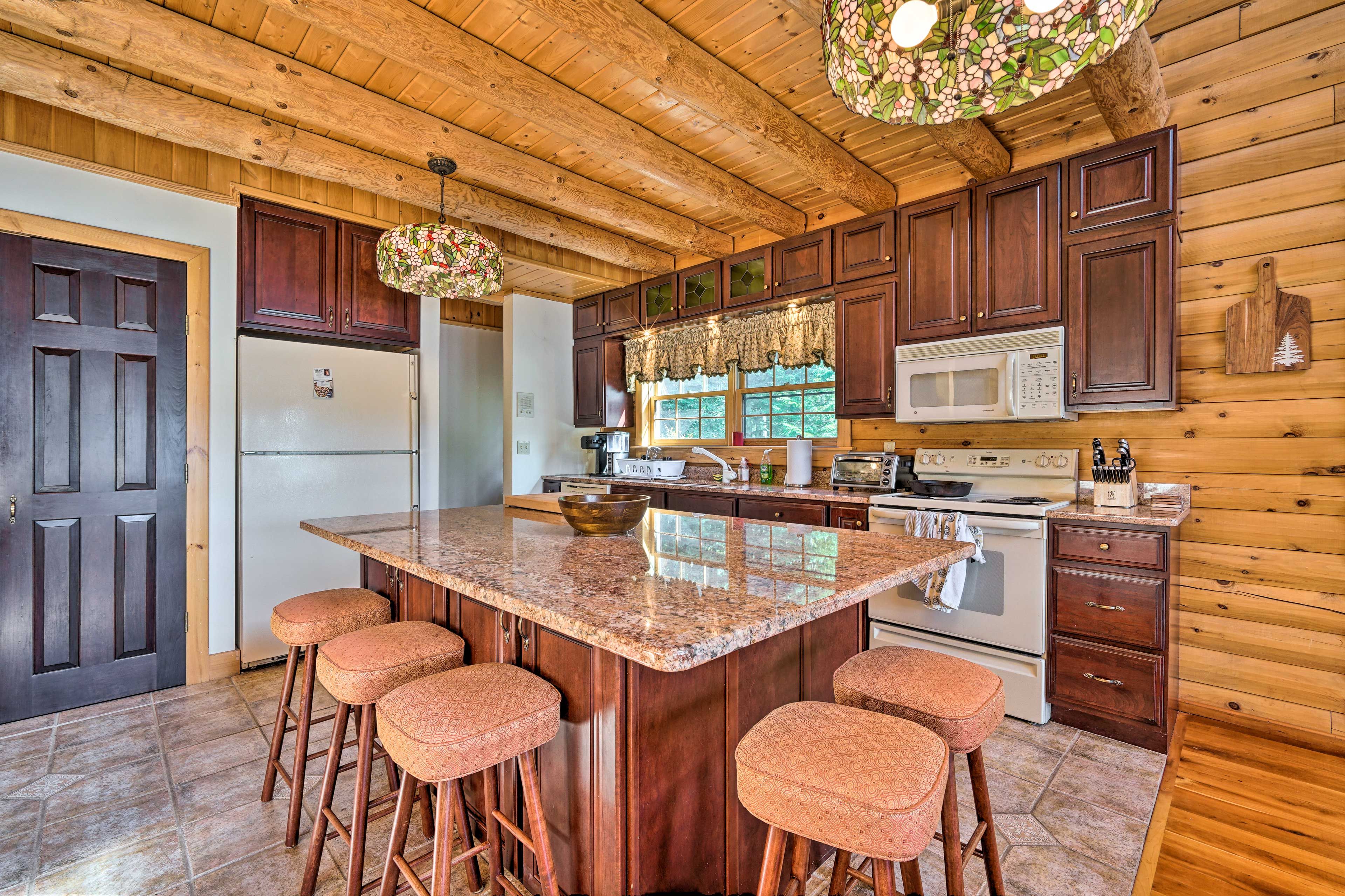 Kitchen | Fully Equipped