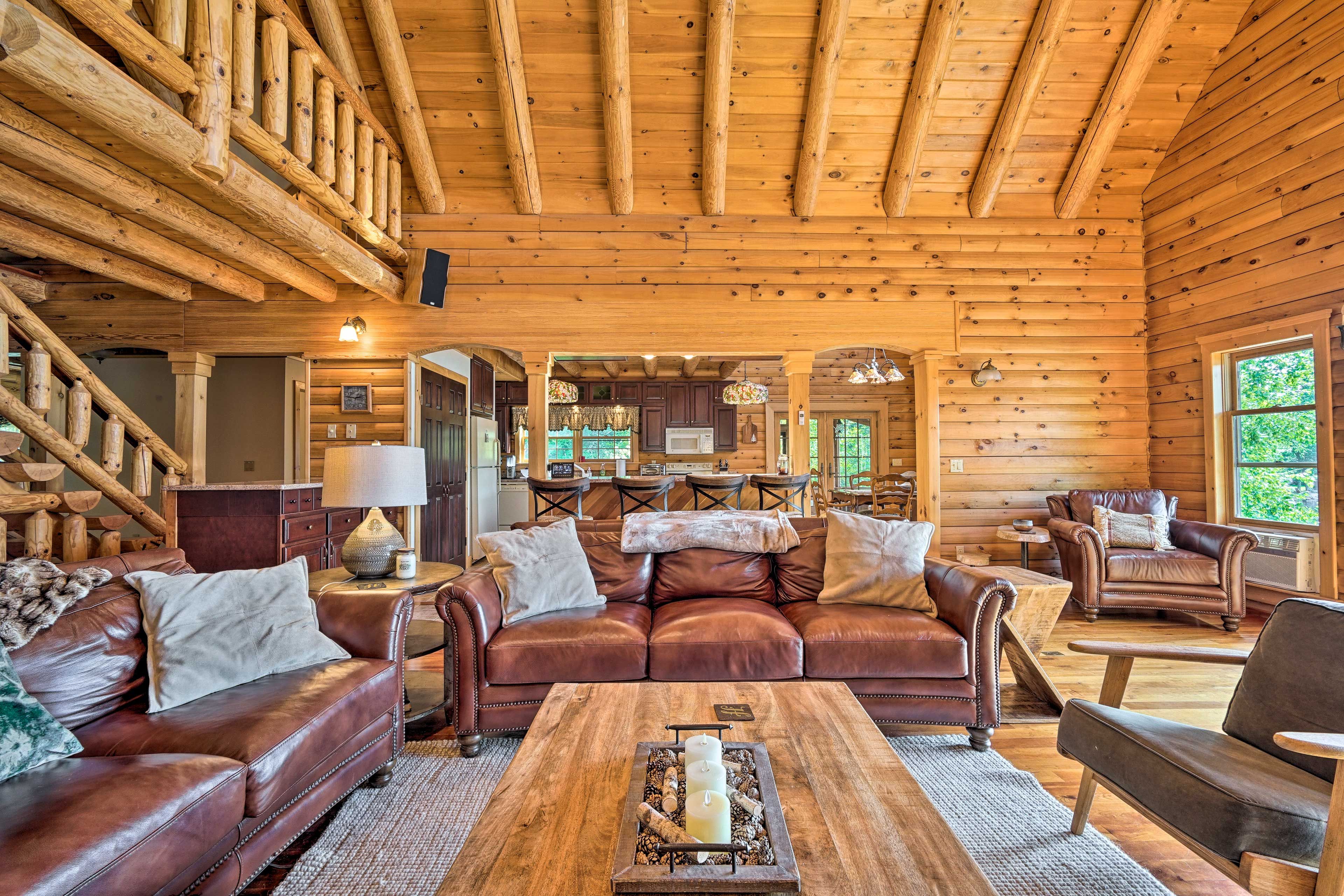 Living Room | Free WiFi