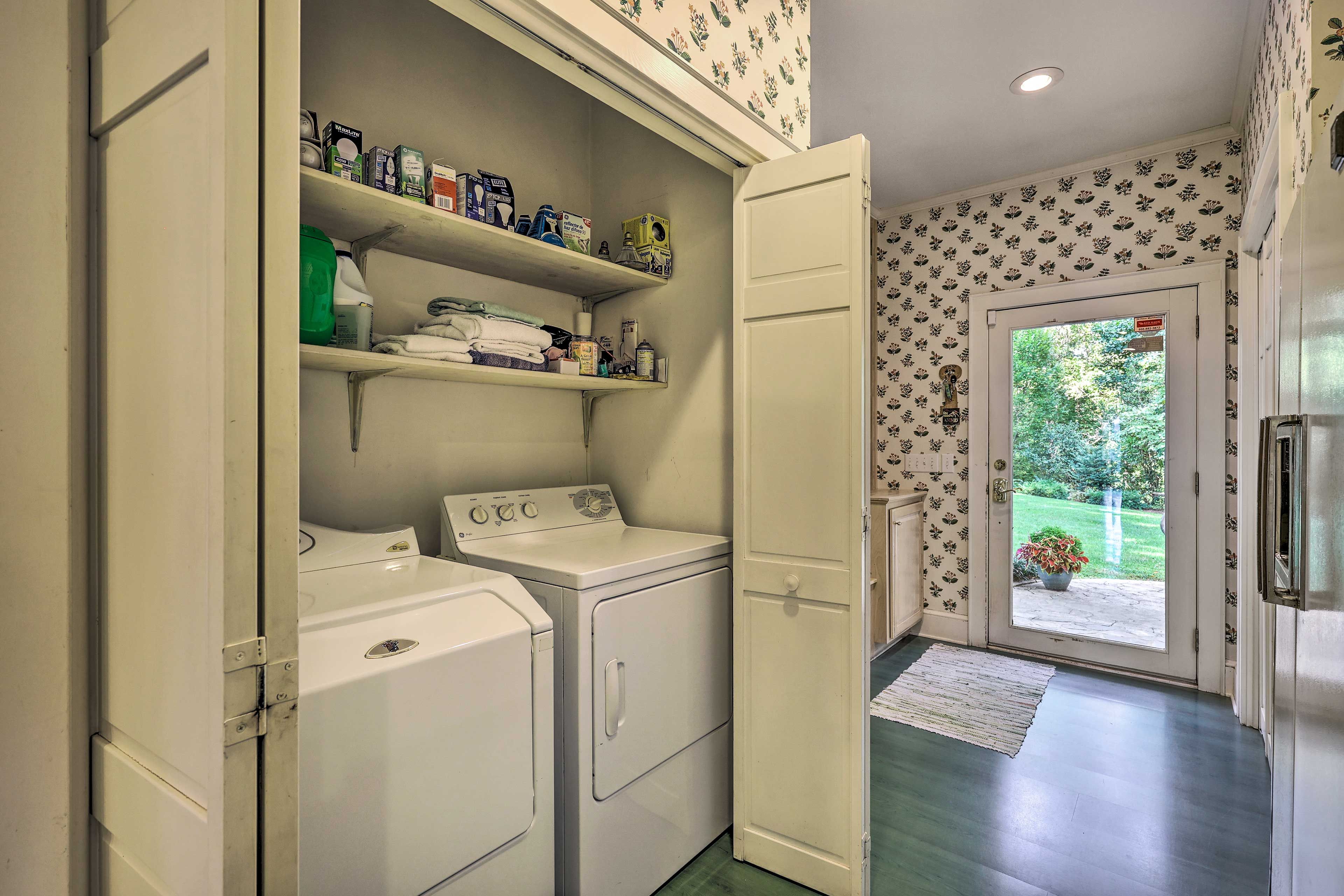 Laundry Room | 1st Floor | Laundry Detergent