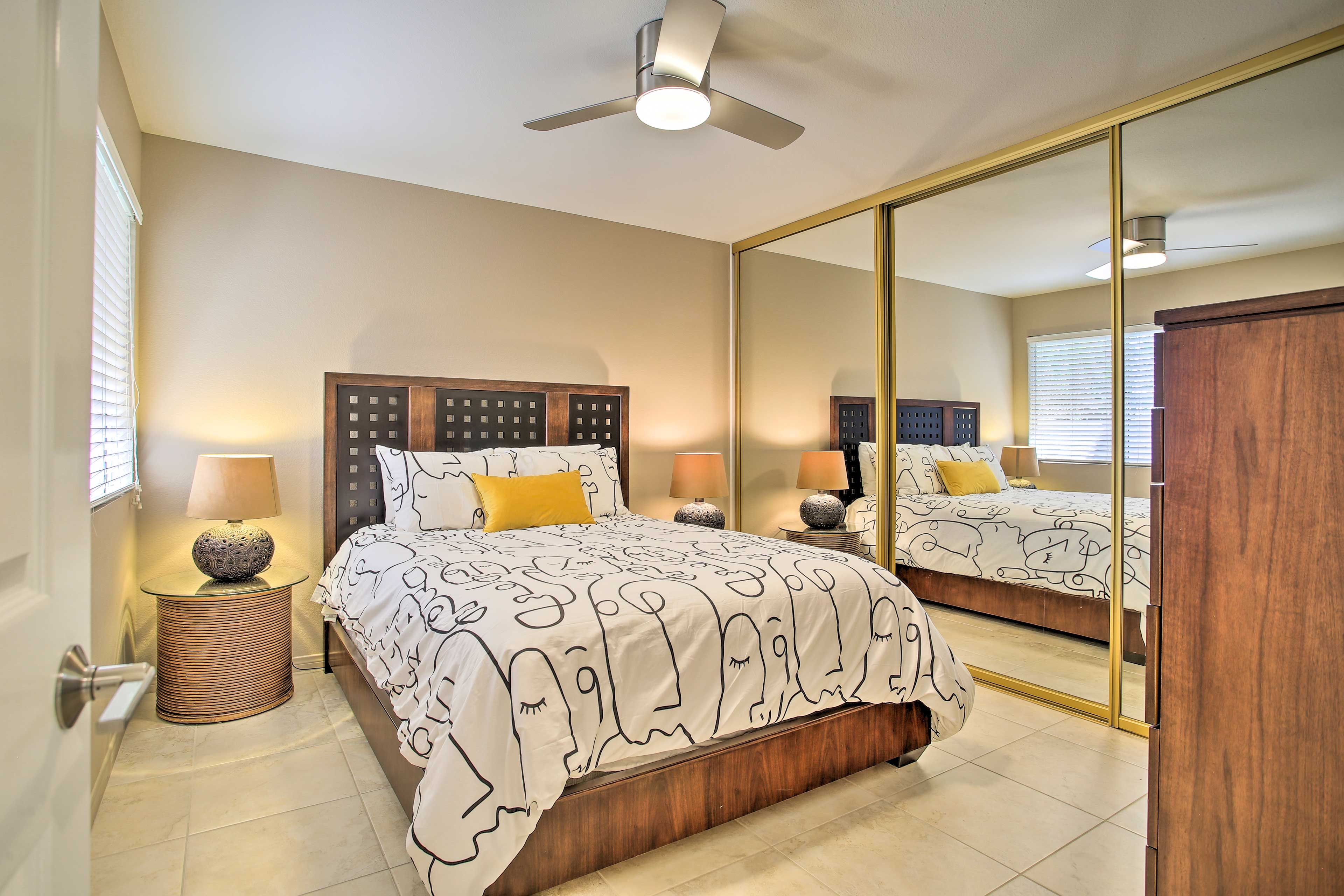 Bedroom 2 | Queen Bed