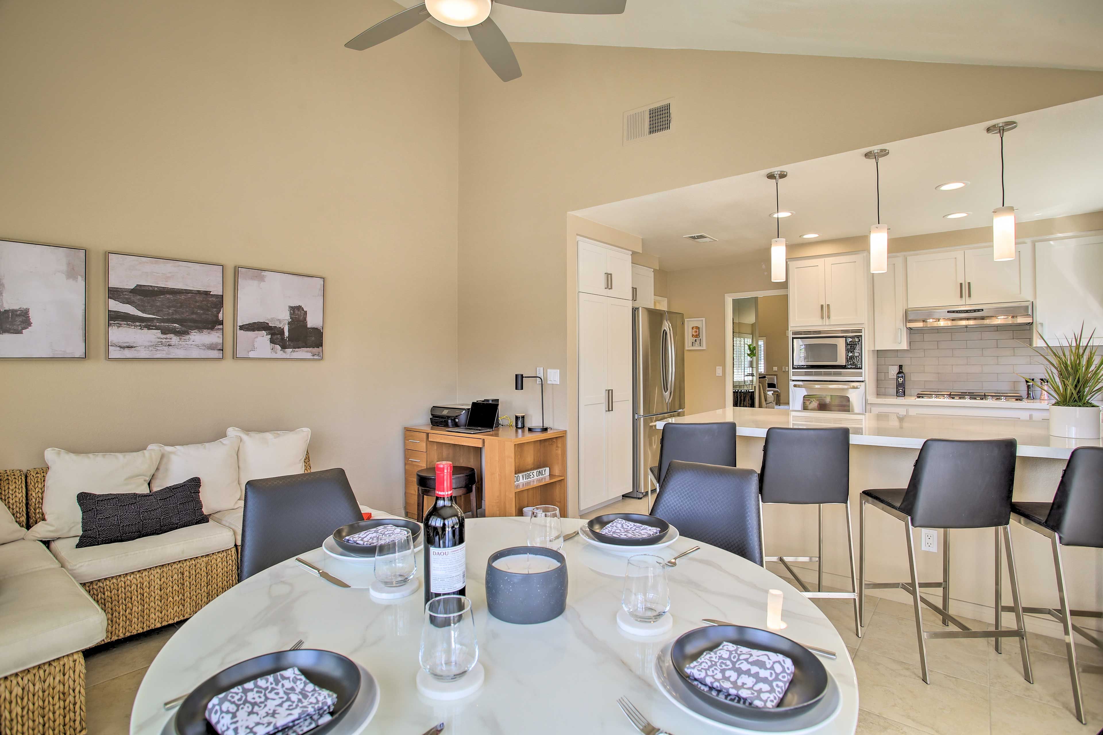 Kitchen Nook | Access to Kitchen