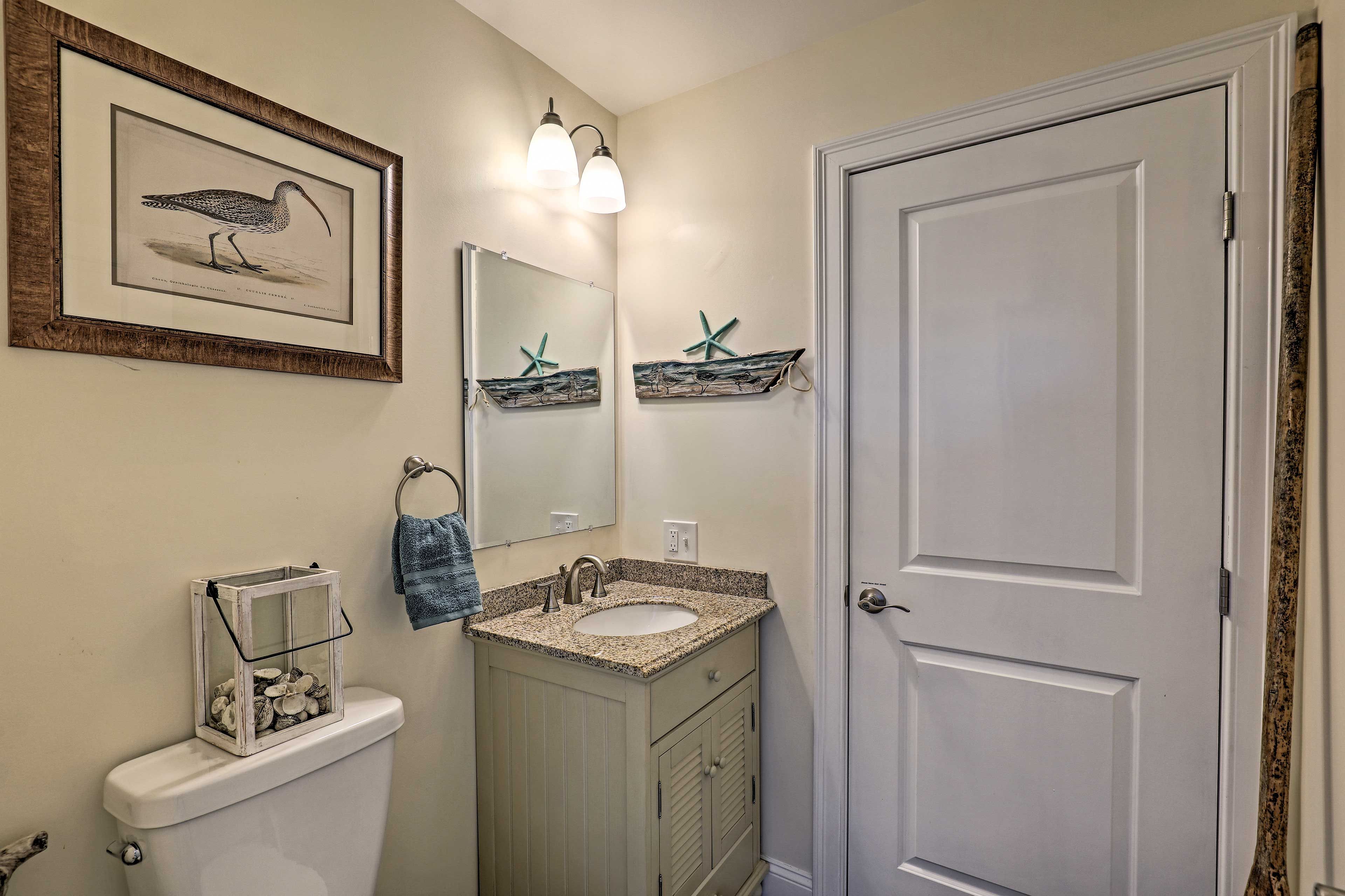 Half Bathroom | Main Level