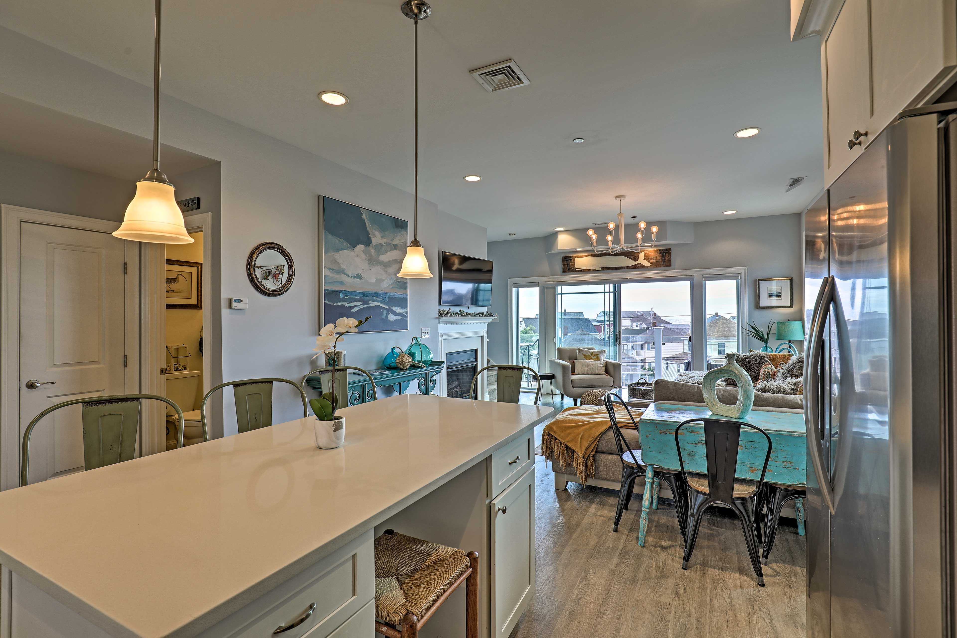 Fully Equipped Kitchen | Toaster Oven