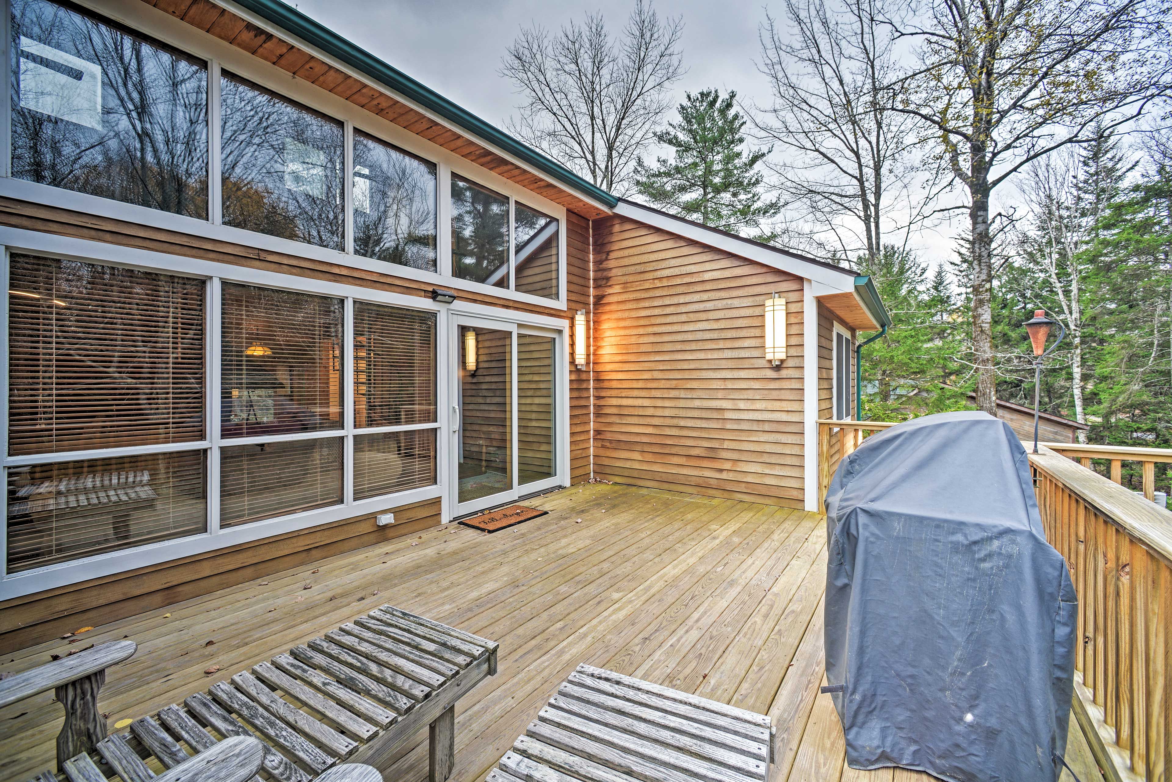 Private Deck