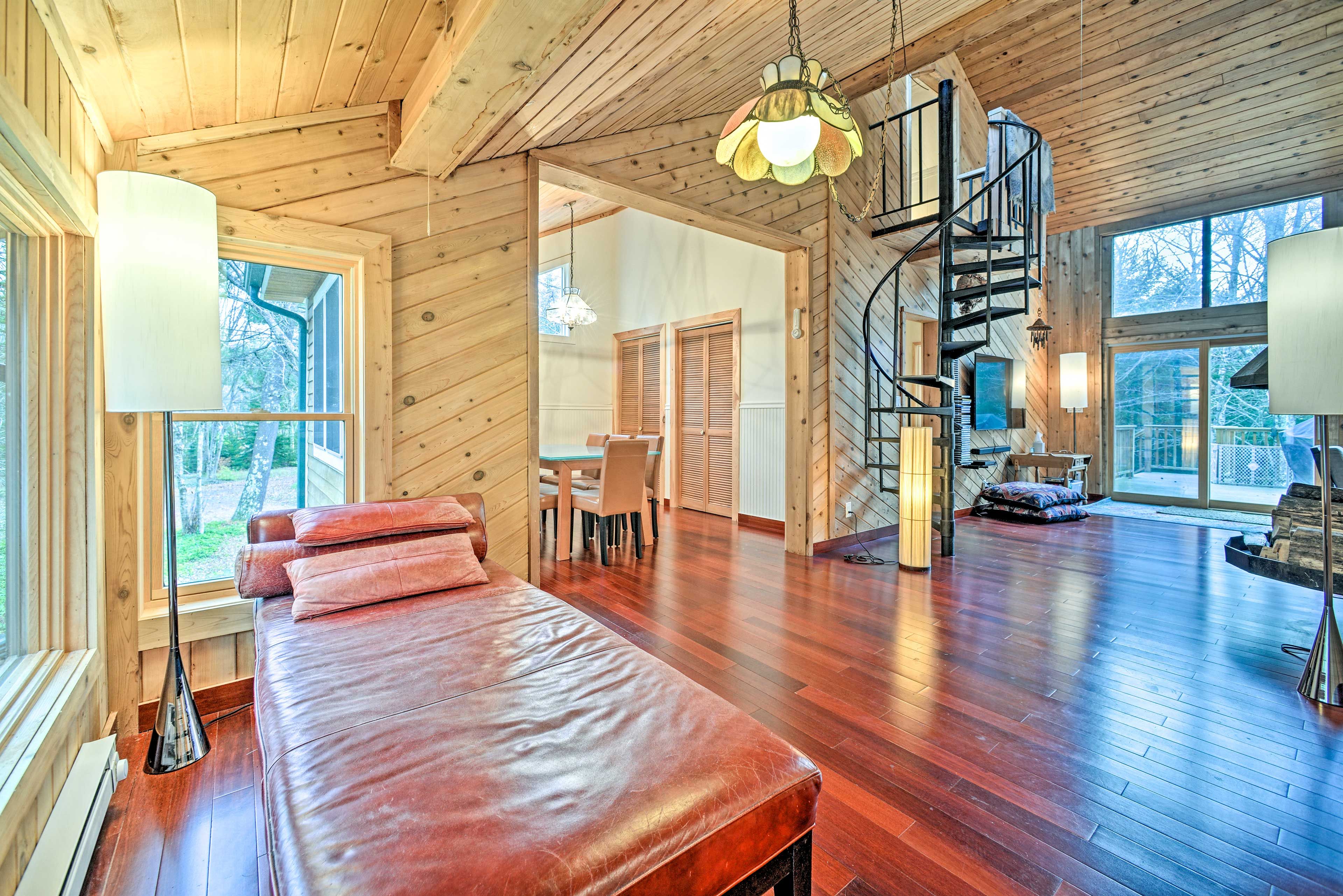 Interior | Free WiFi | Electric Heating