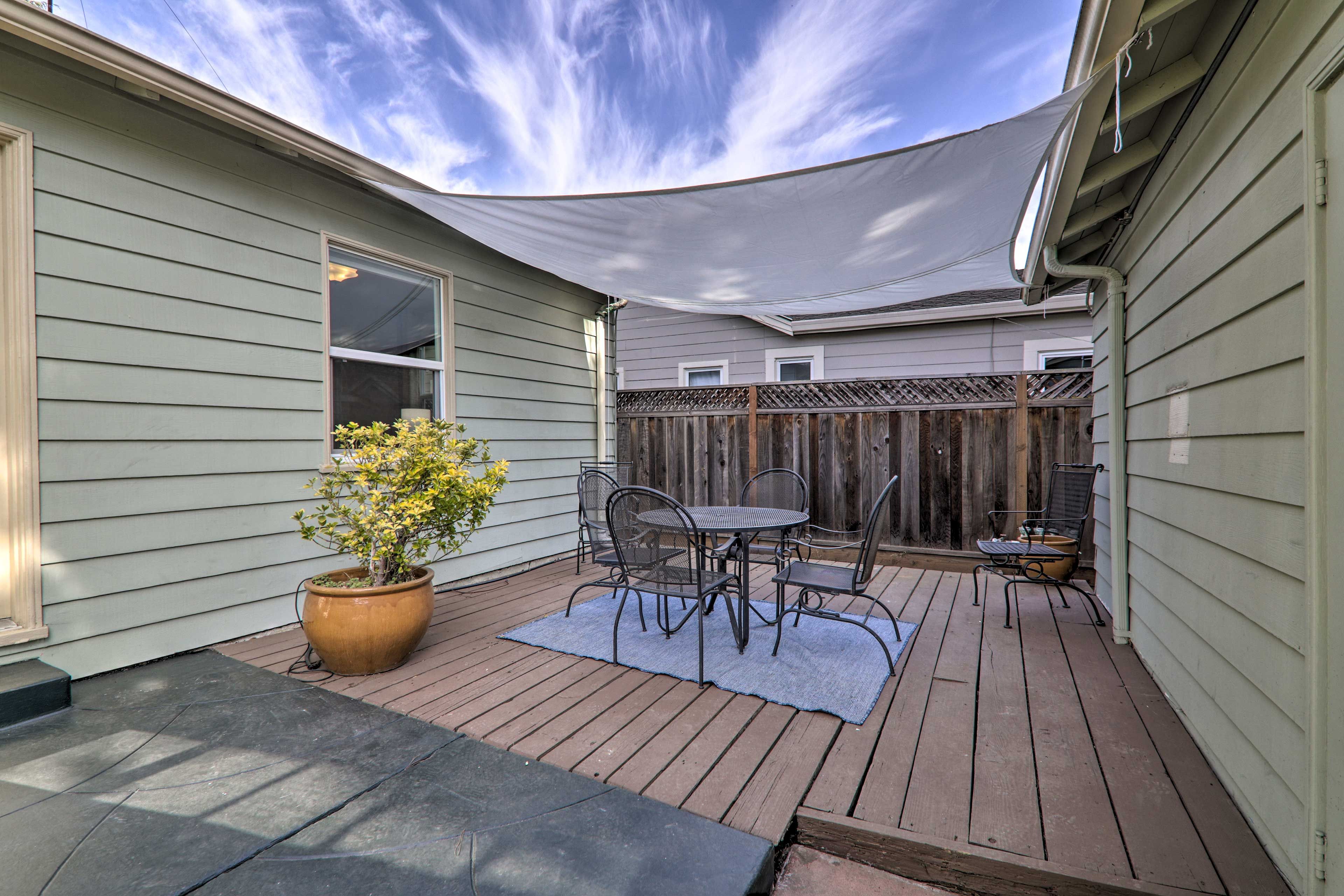 Shared Deck