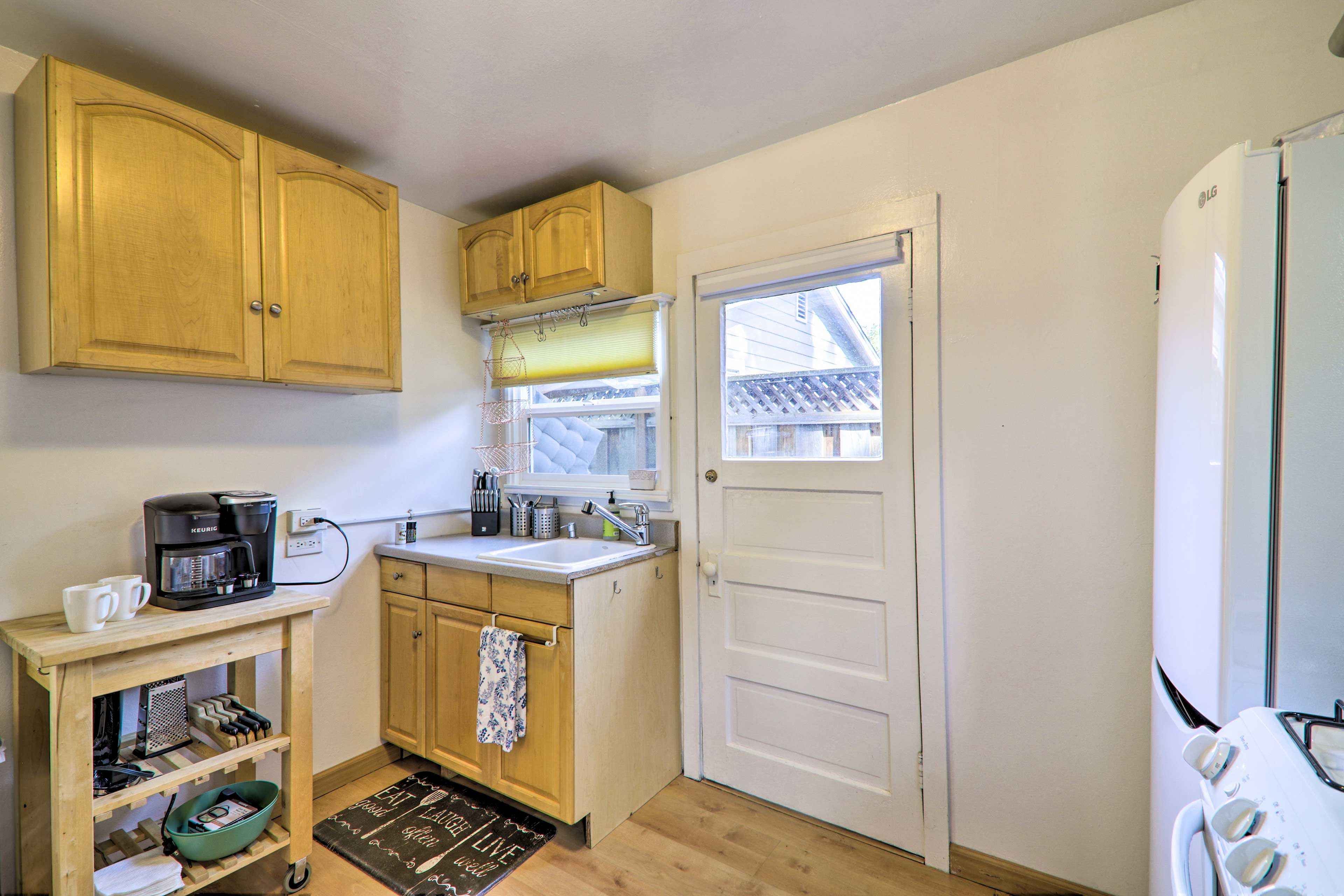 Kitchen | Well-Equipped | Cooking Basics
