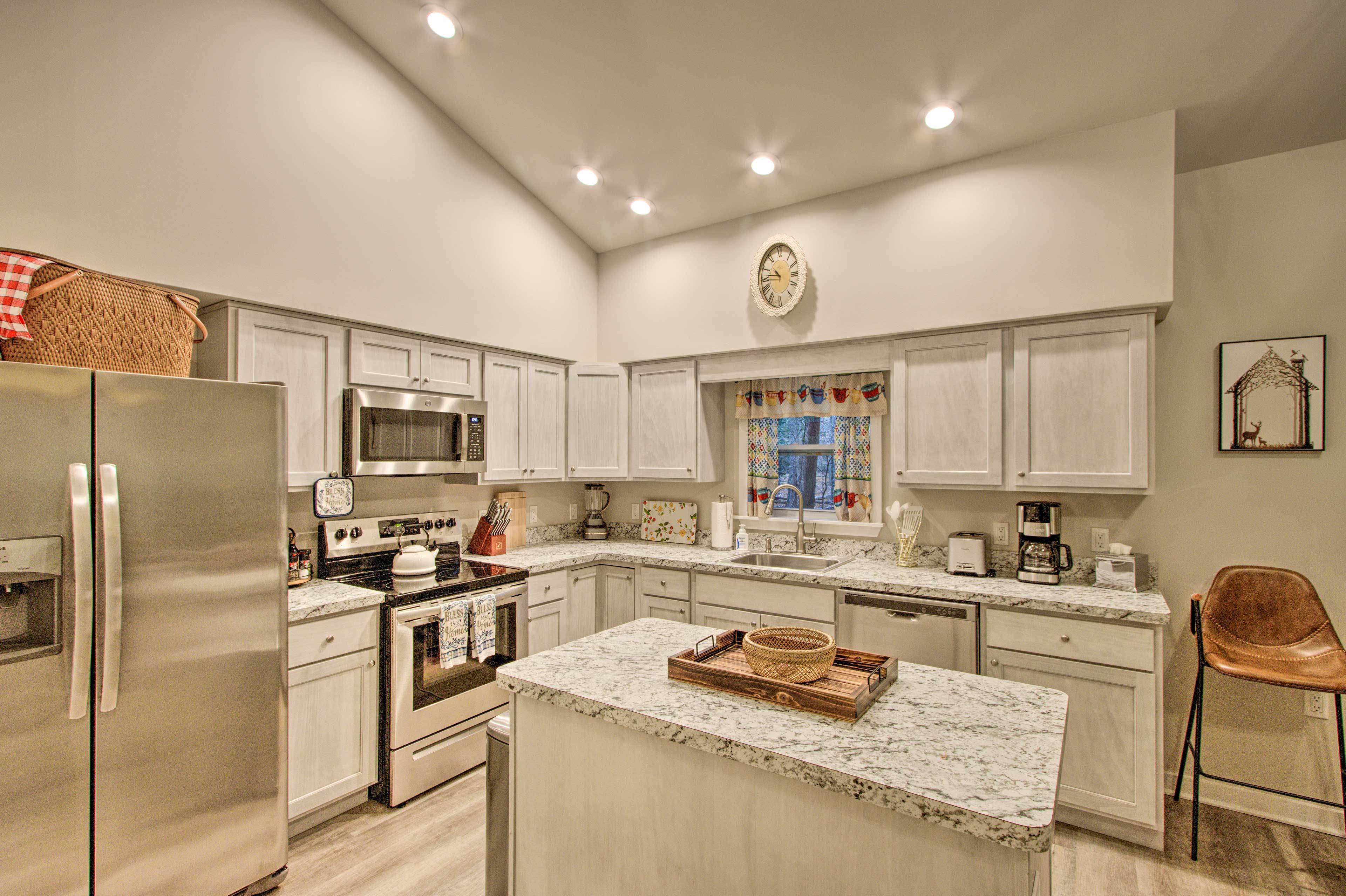 Kitchen | Fully Equipped