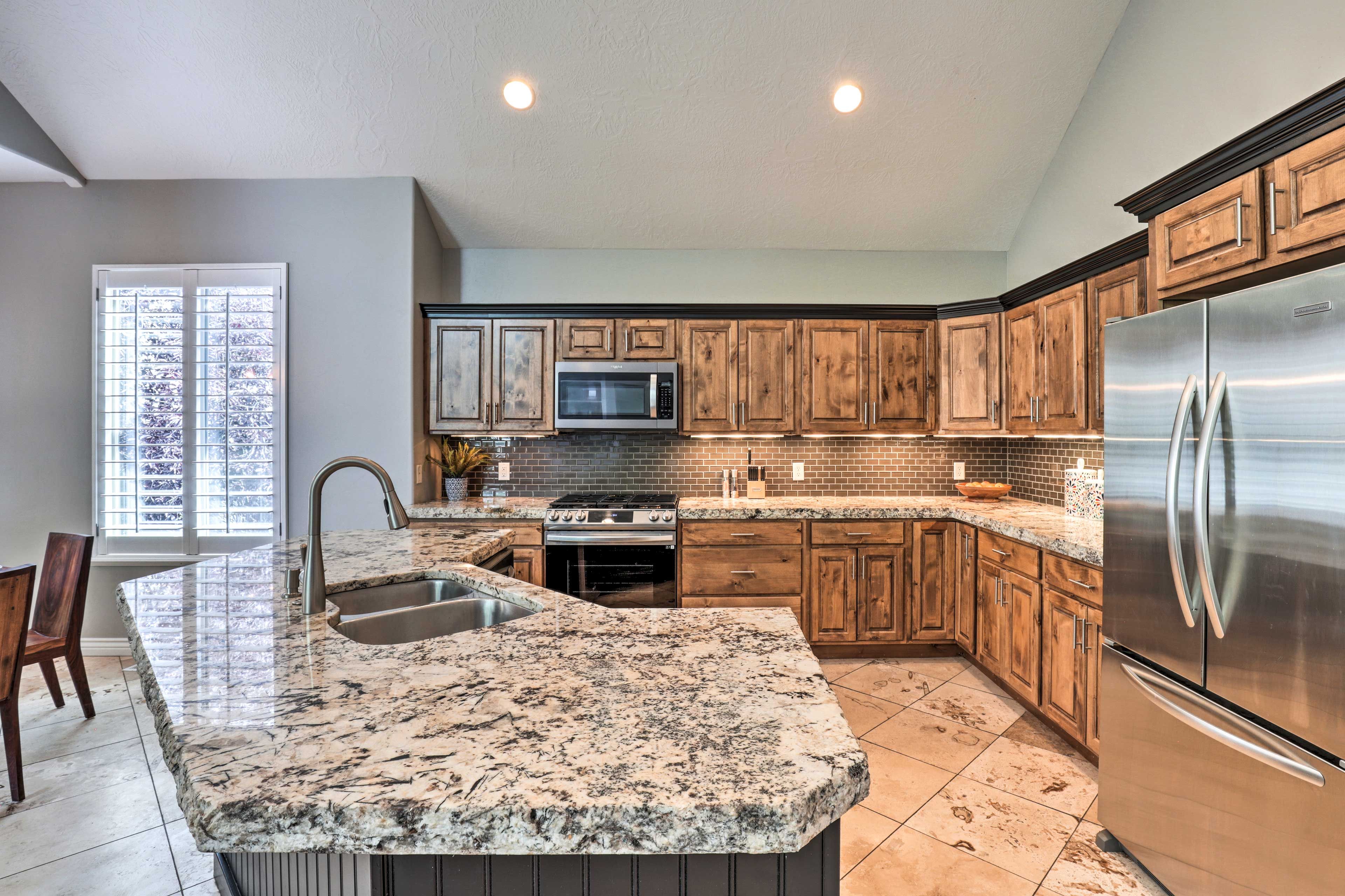 Kitchen | Fully Equipped