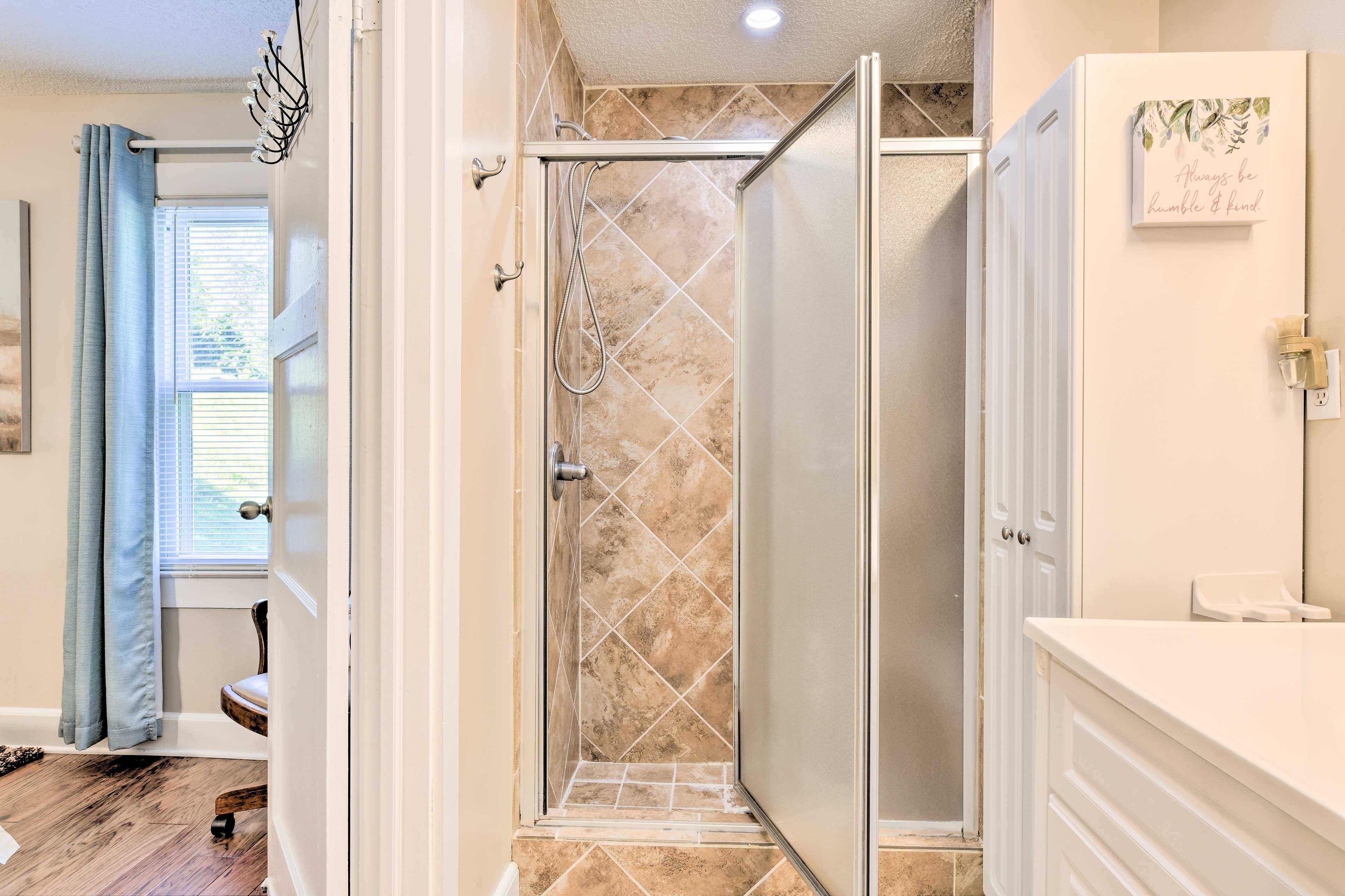 En-Suite Bathroom