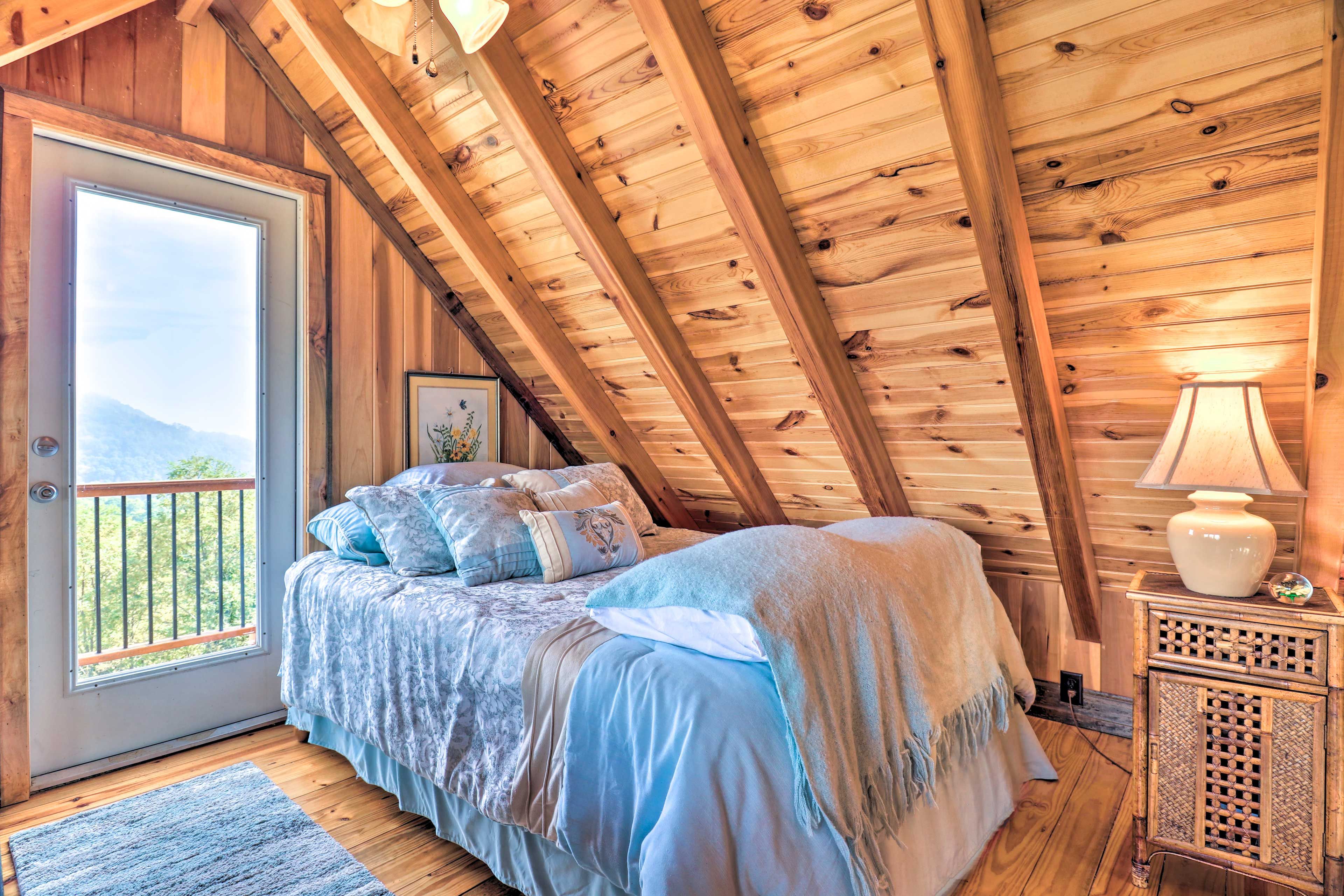 Bedroom 2 | Full Bed | 2nd Floor