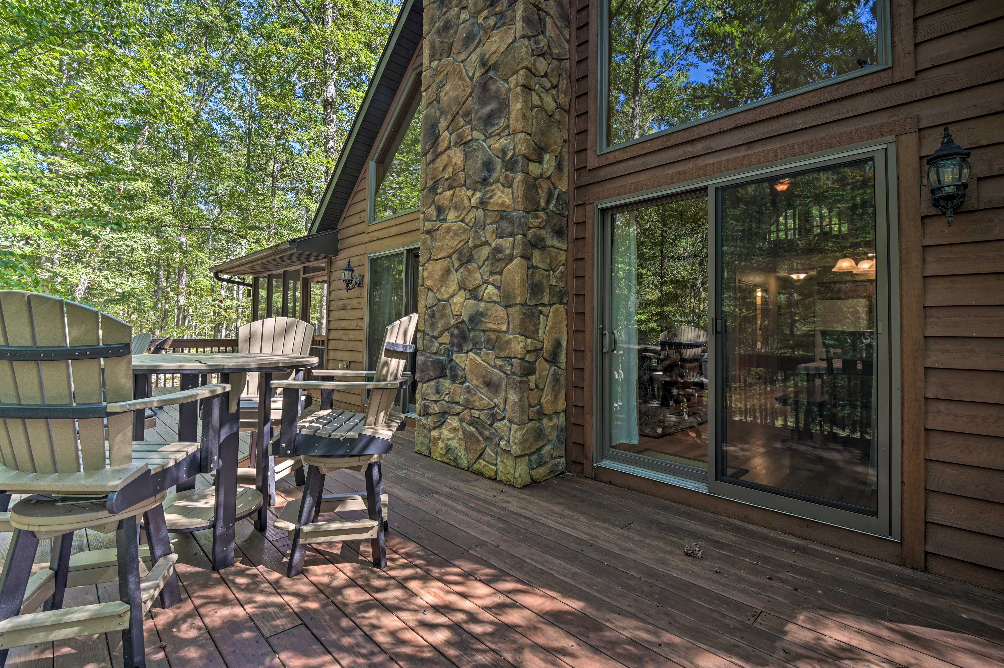 Furnished Deck