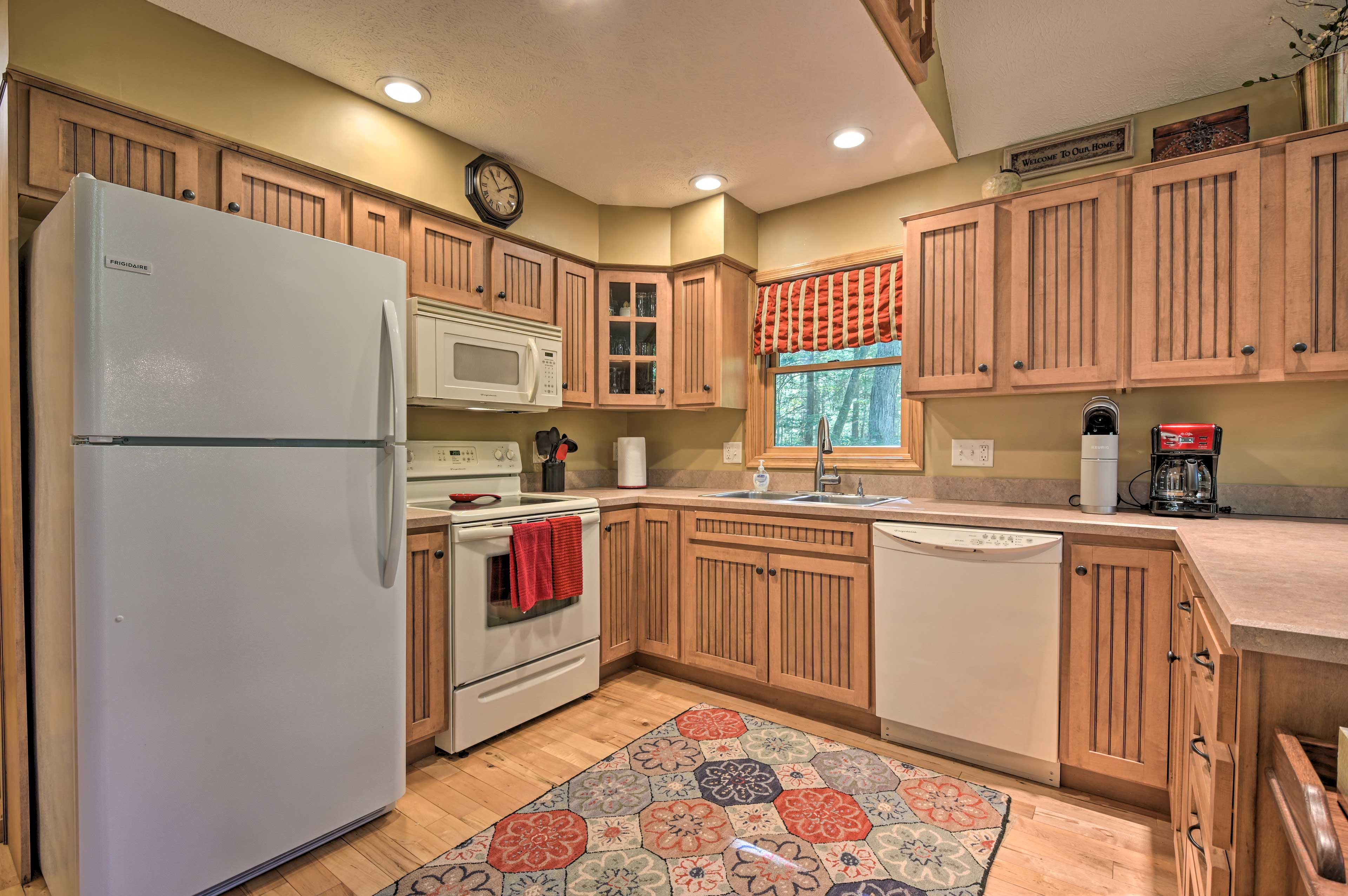Kitchen | Fully Equipped