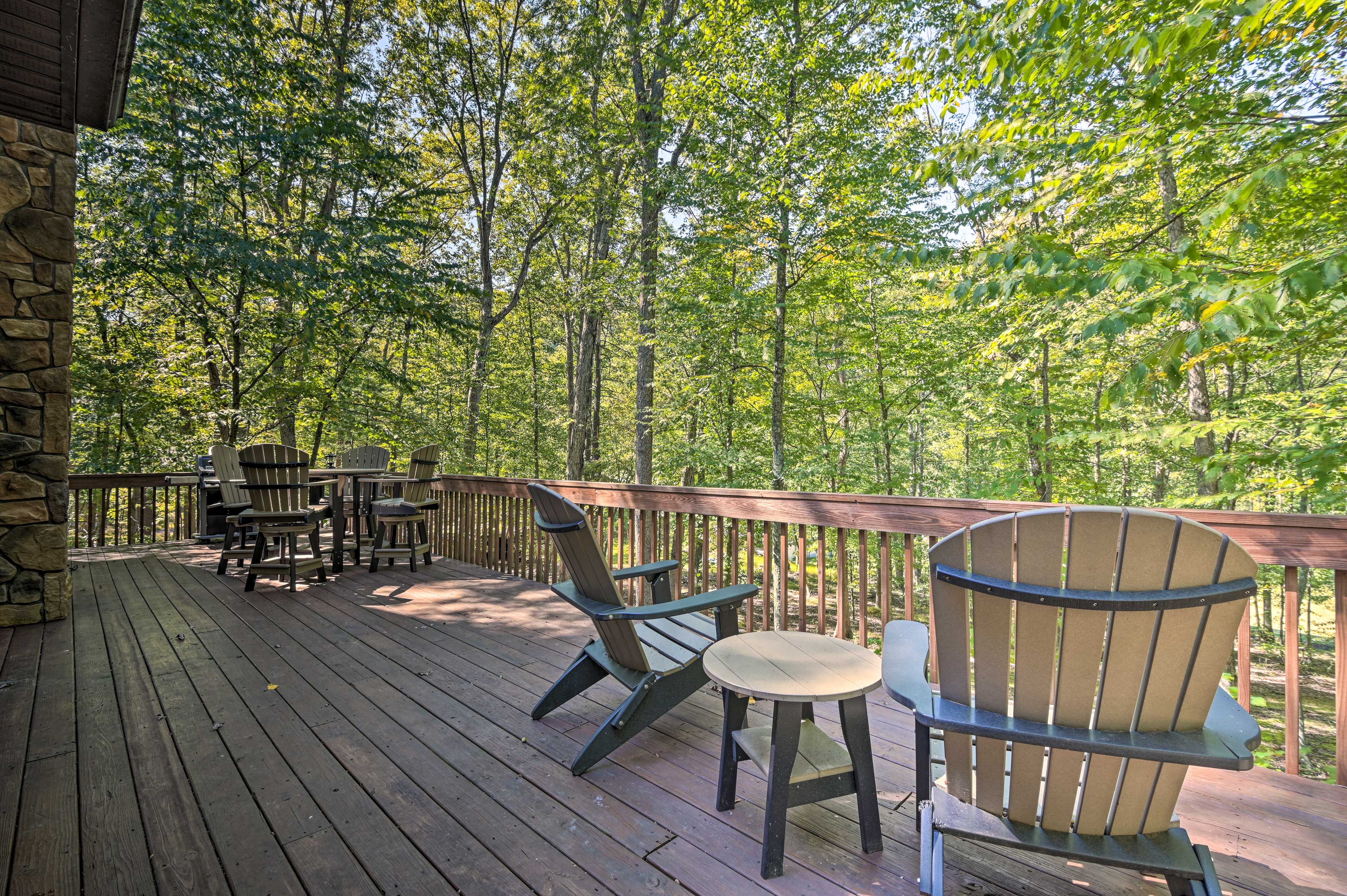 Furnished Deck
