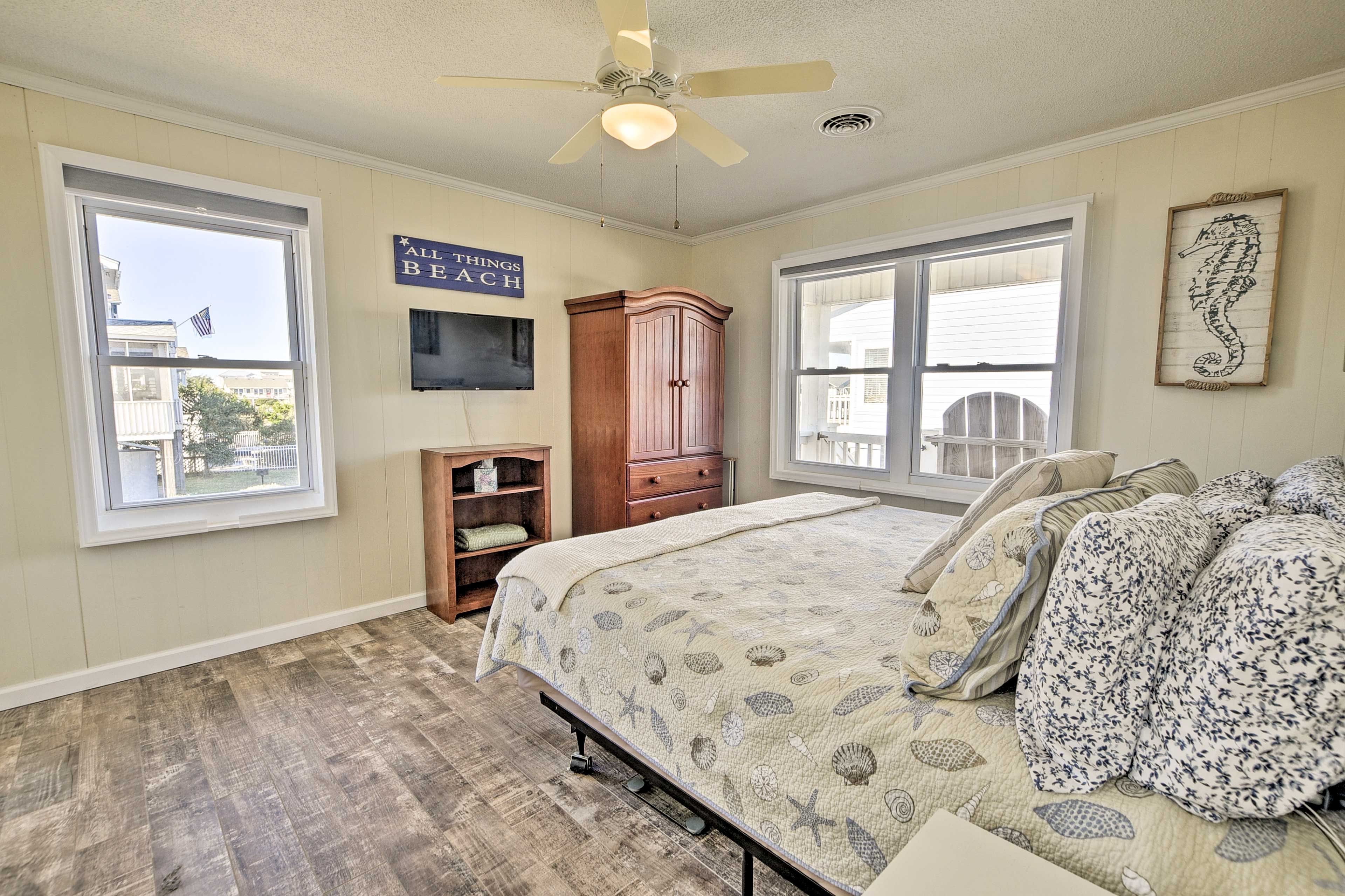 Bedroom 2 | King Bed