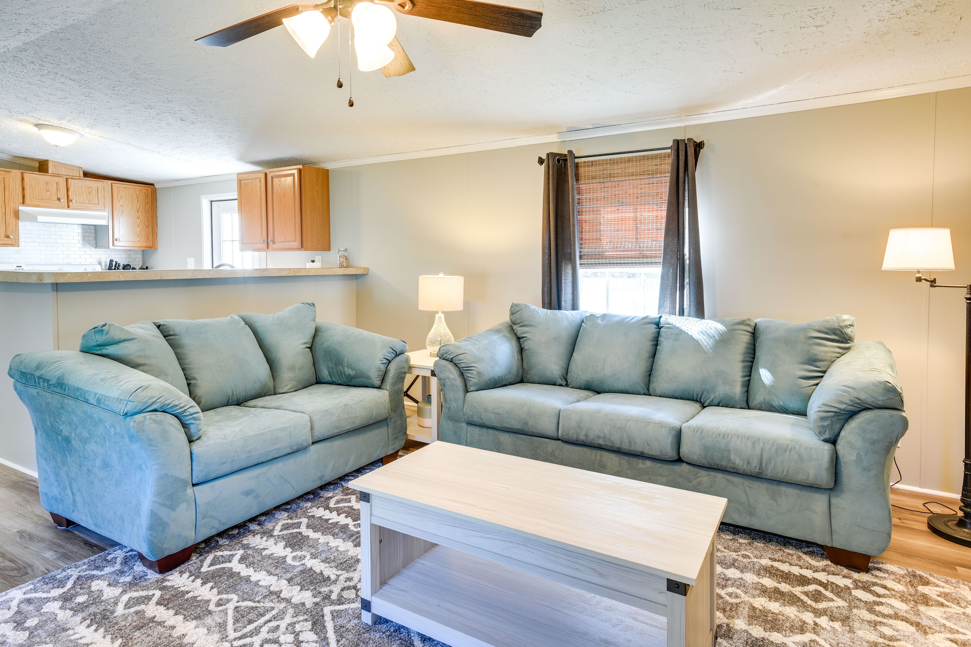 Living Room | Free WiFi