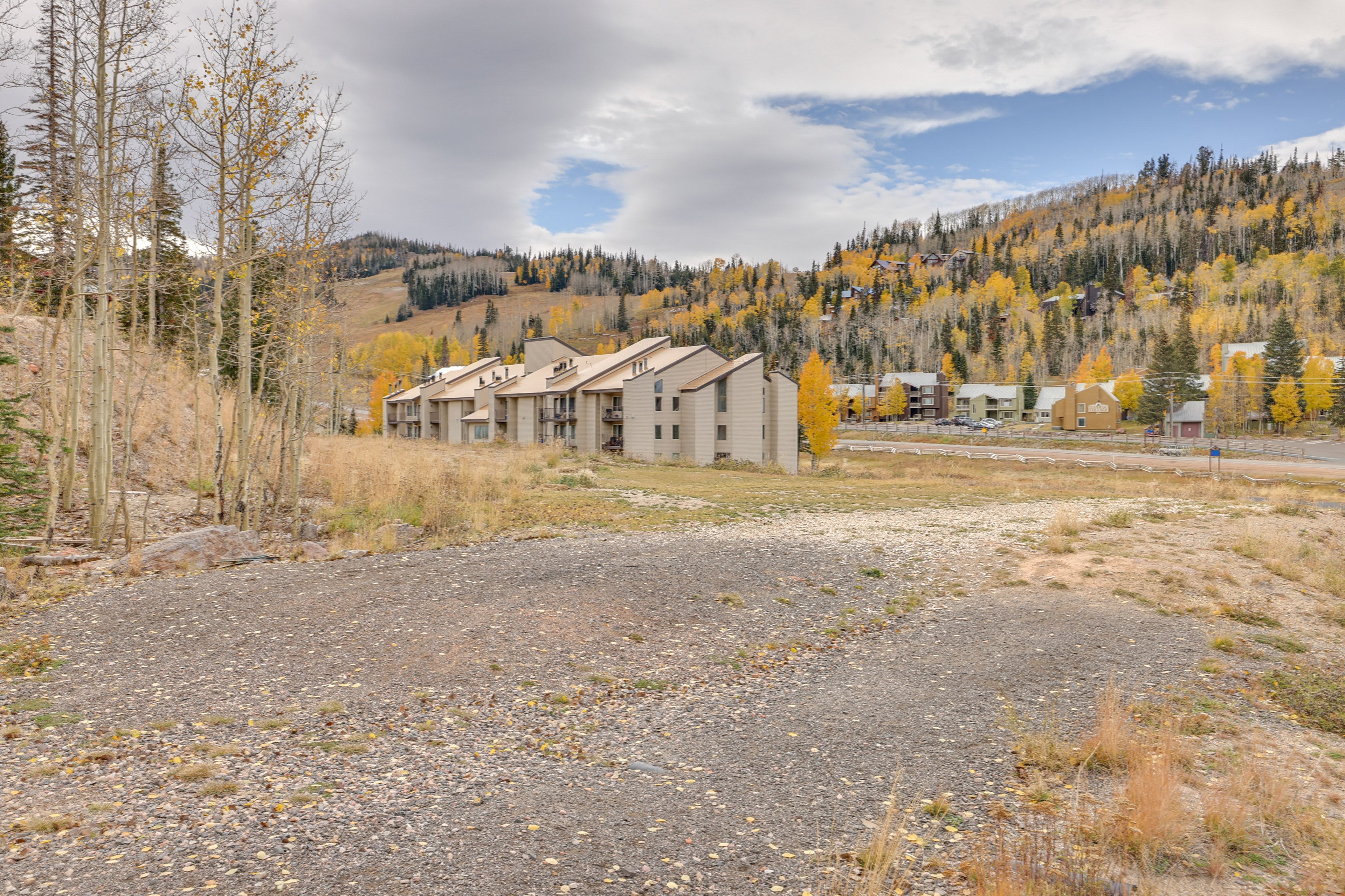 Brian Head Vacation Rental | 1BR | 1BA | 3 Steps to Enter | 675 Sq Ft