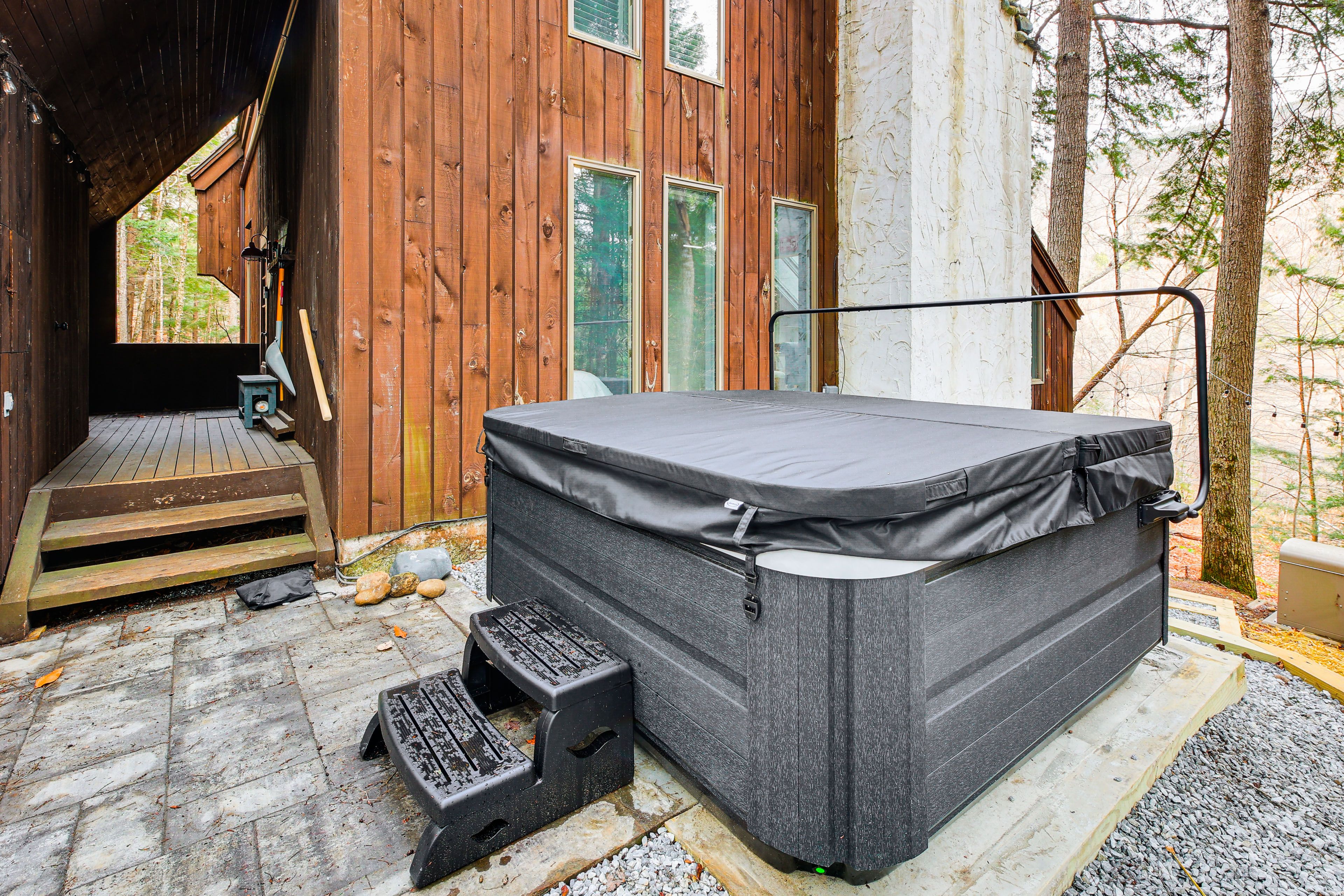Patio | Hot Tub