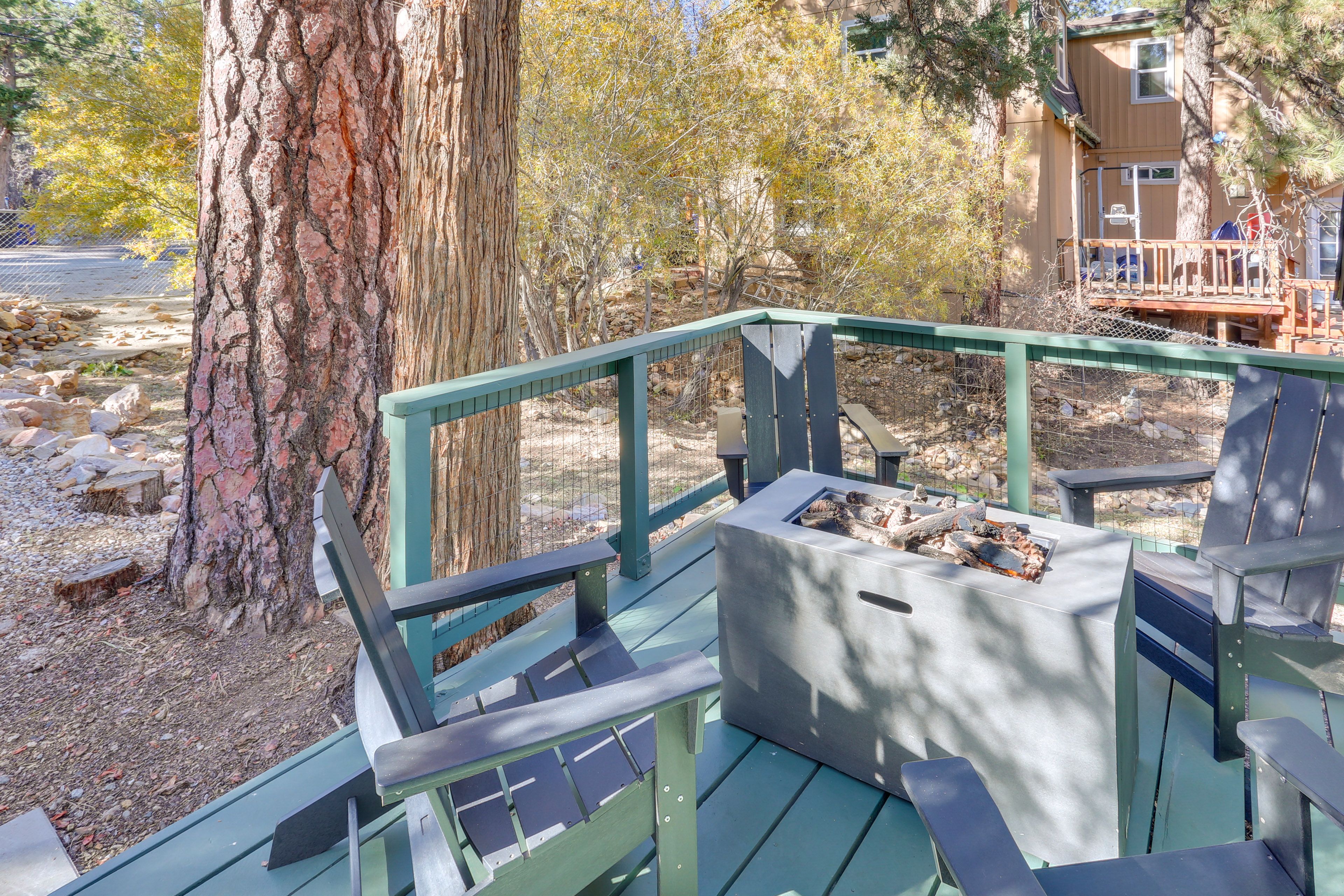 Patio | Gas Fire Pit