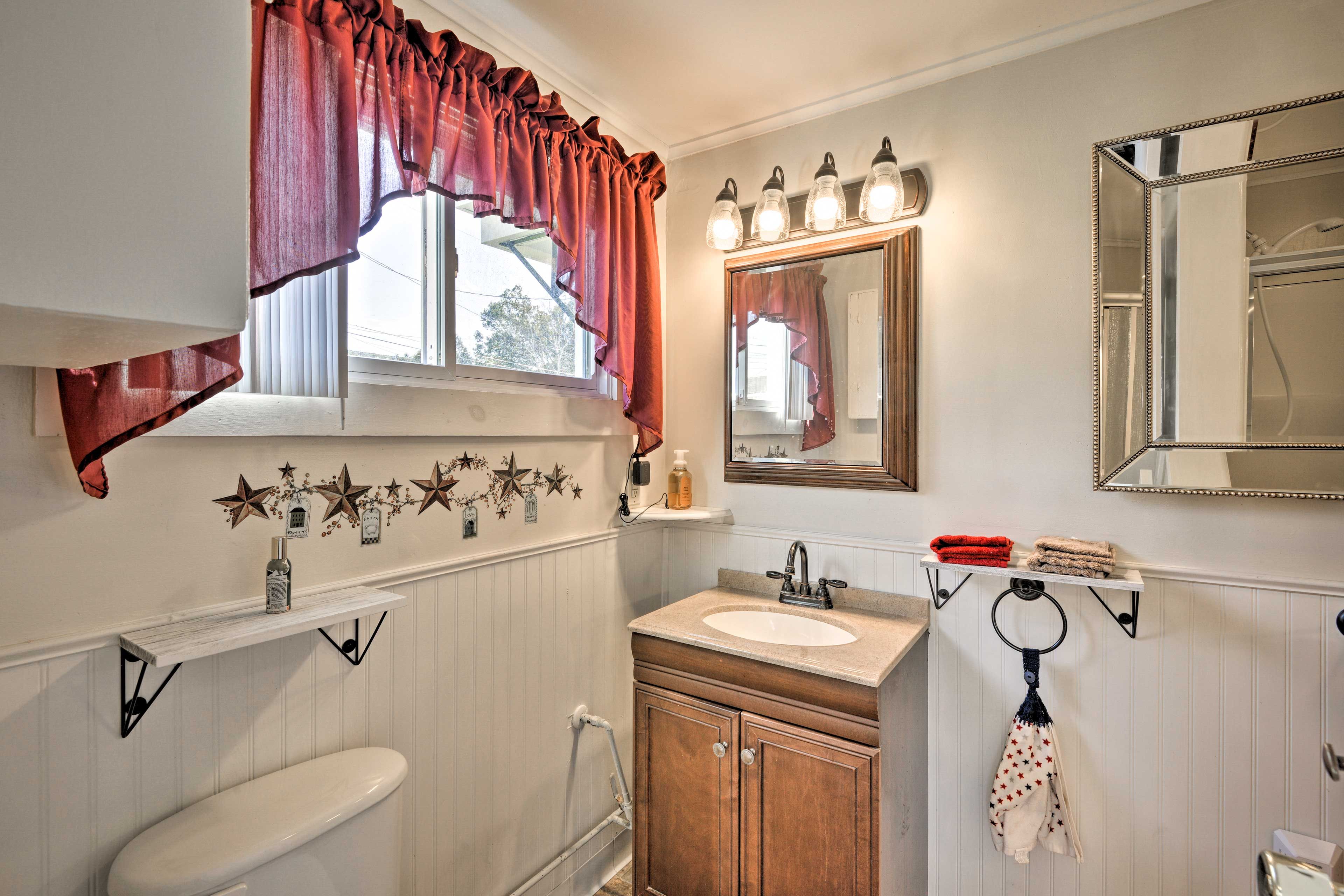 Full Bathroom