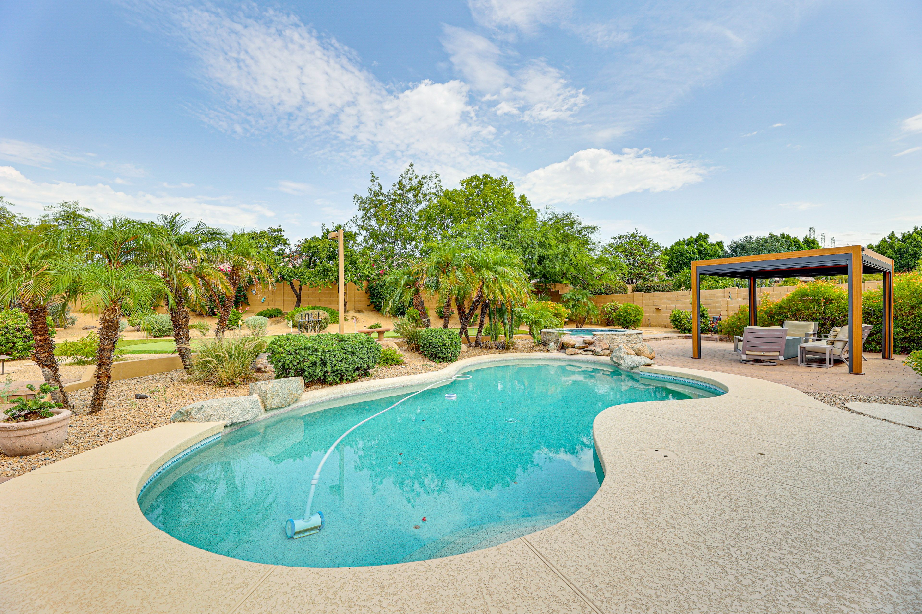 Private Backyard | Pool Access