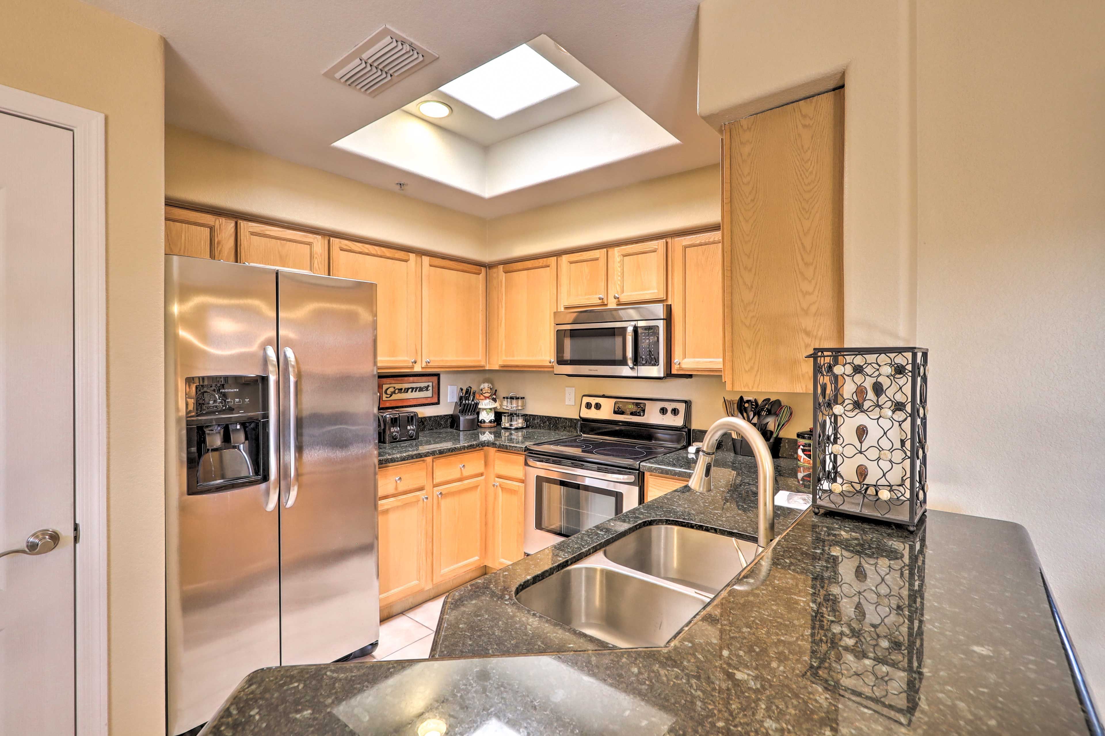 Fully Equipped Kitchen | Crock-Pot | Blender