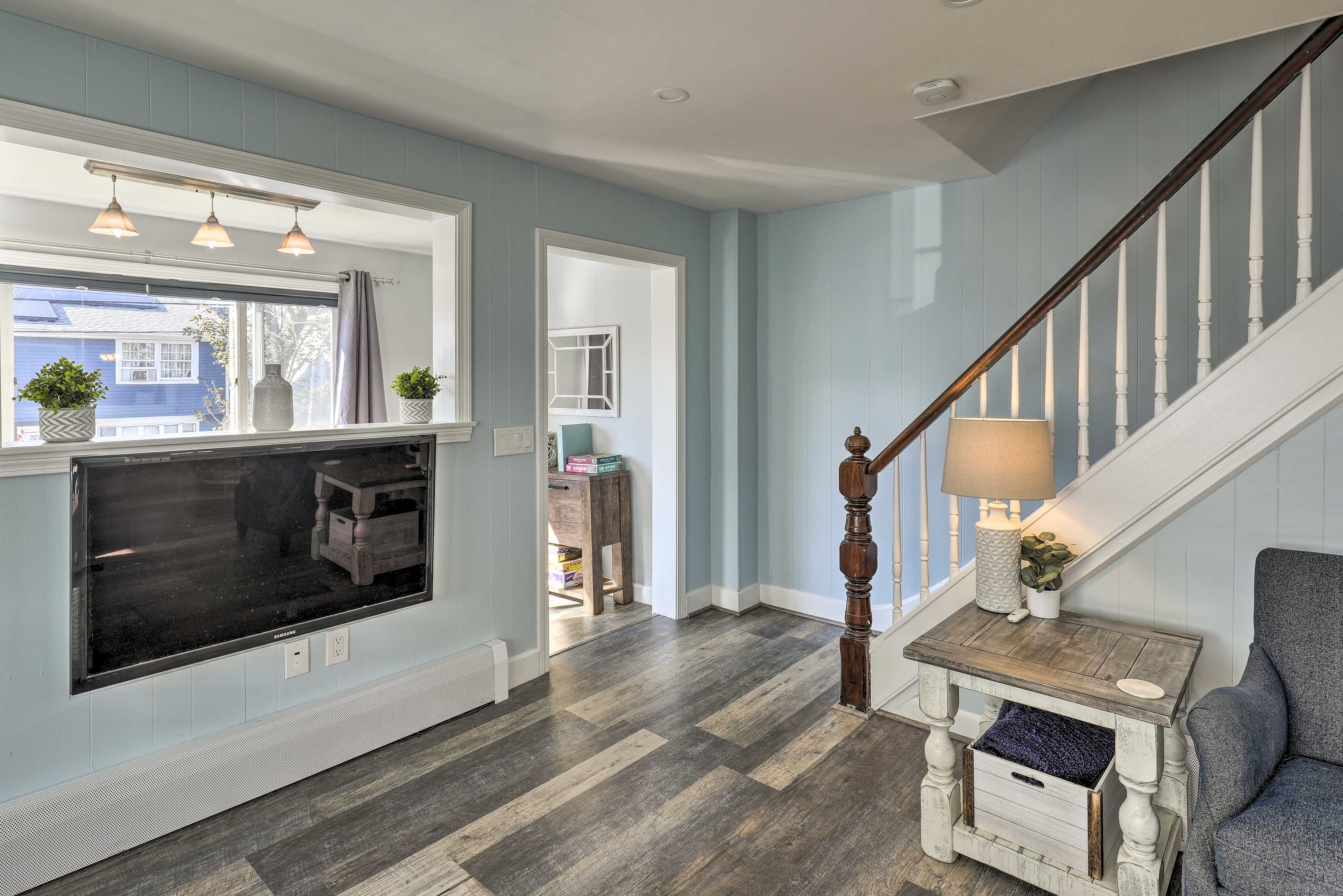 Living Room | Smart TV