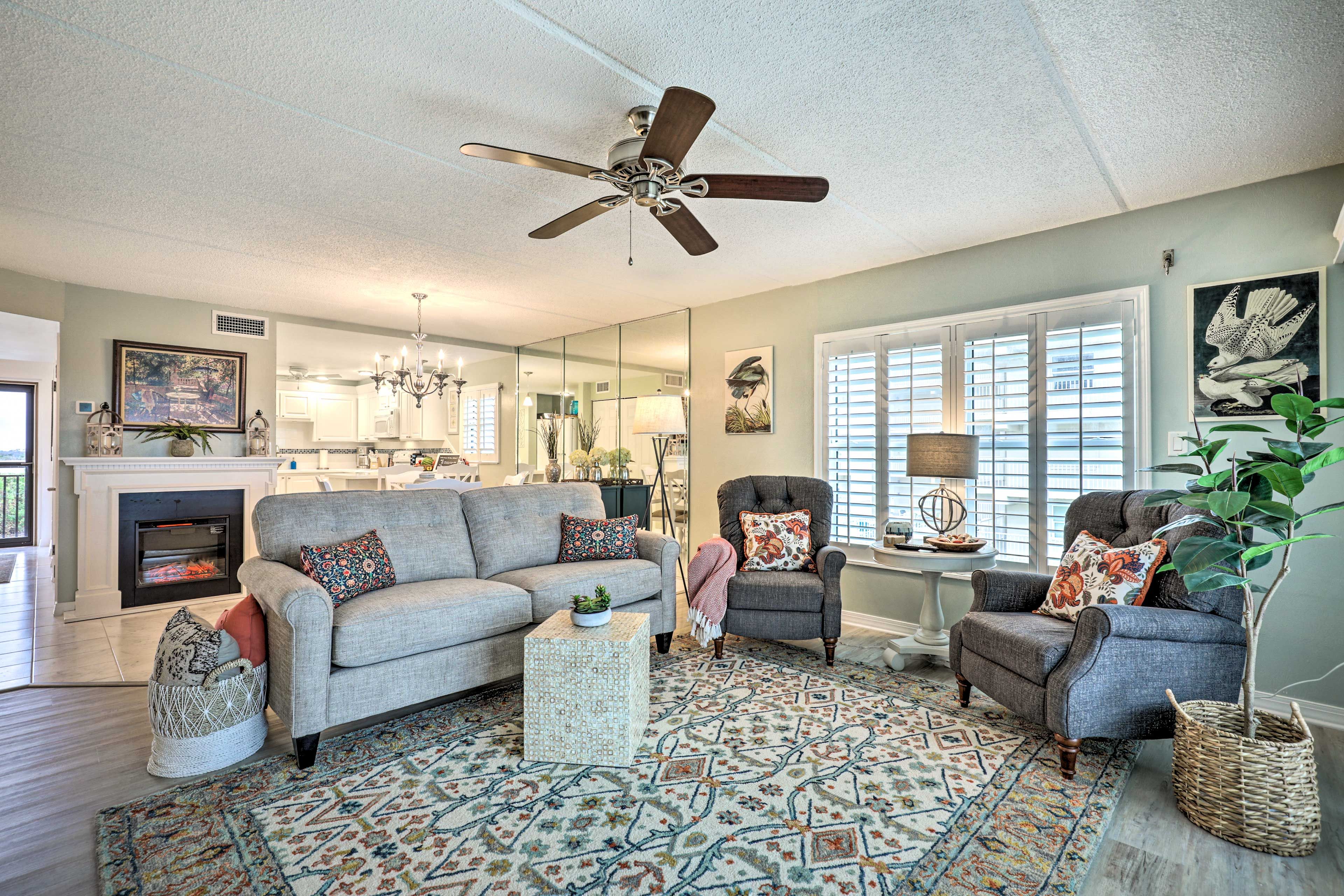 Living Room | Smart TV | Electric Fireplace