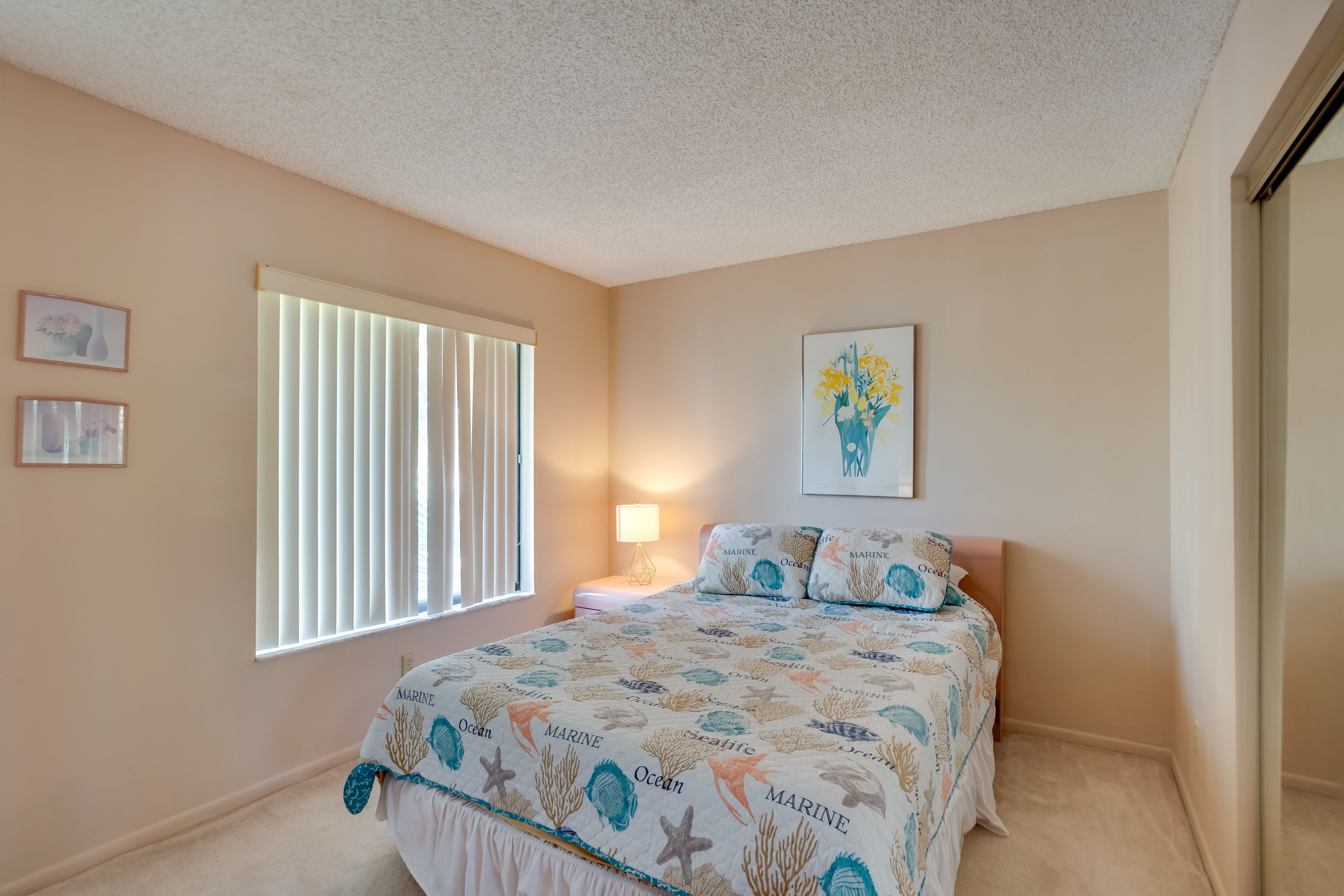 Bedroom 2 | Queen Bed