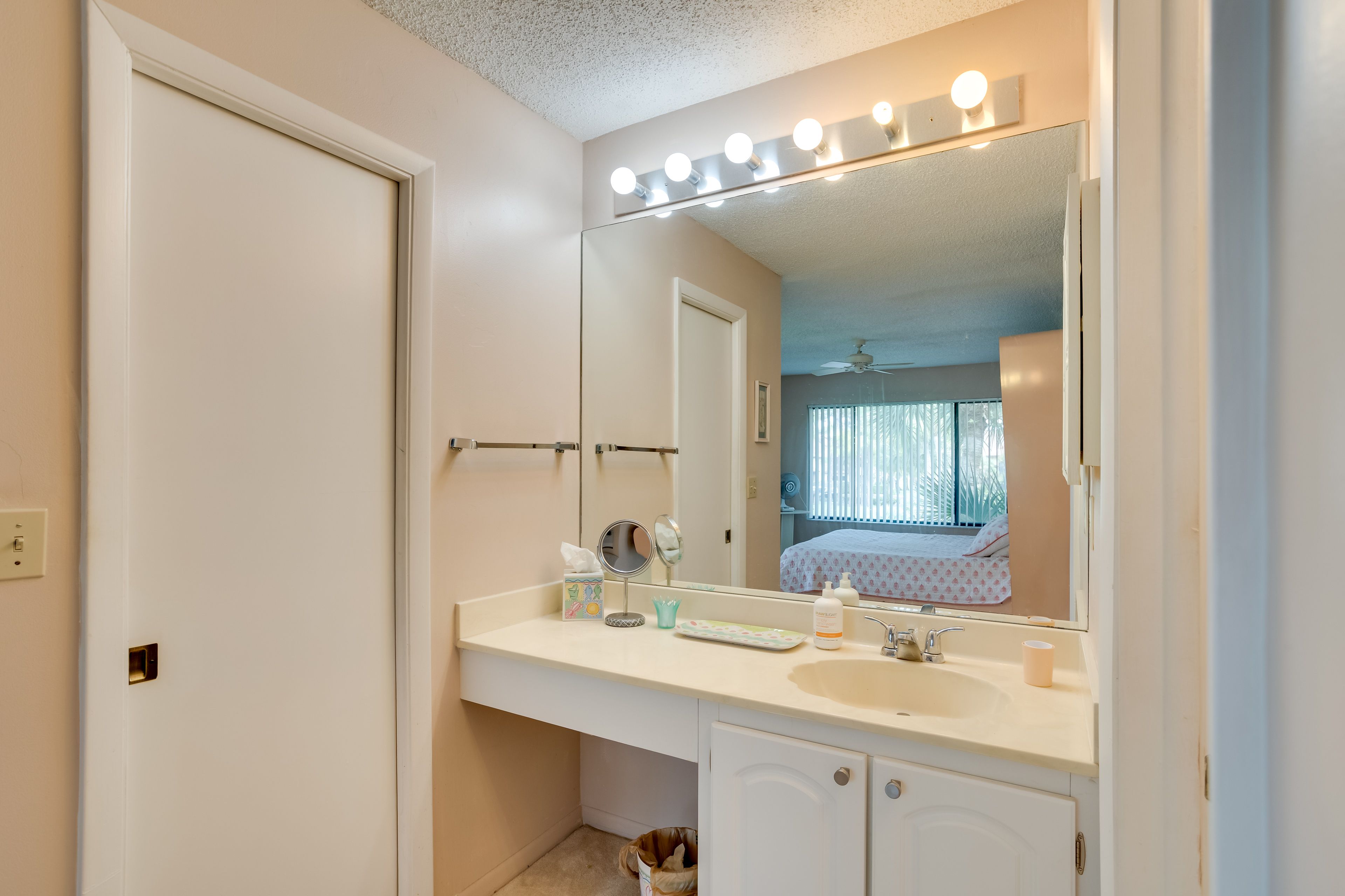 En-Suite Bathroom | Complimentary Toiletries