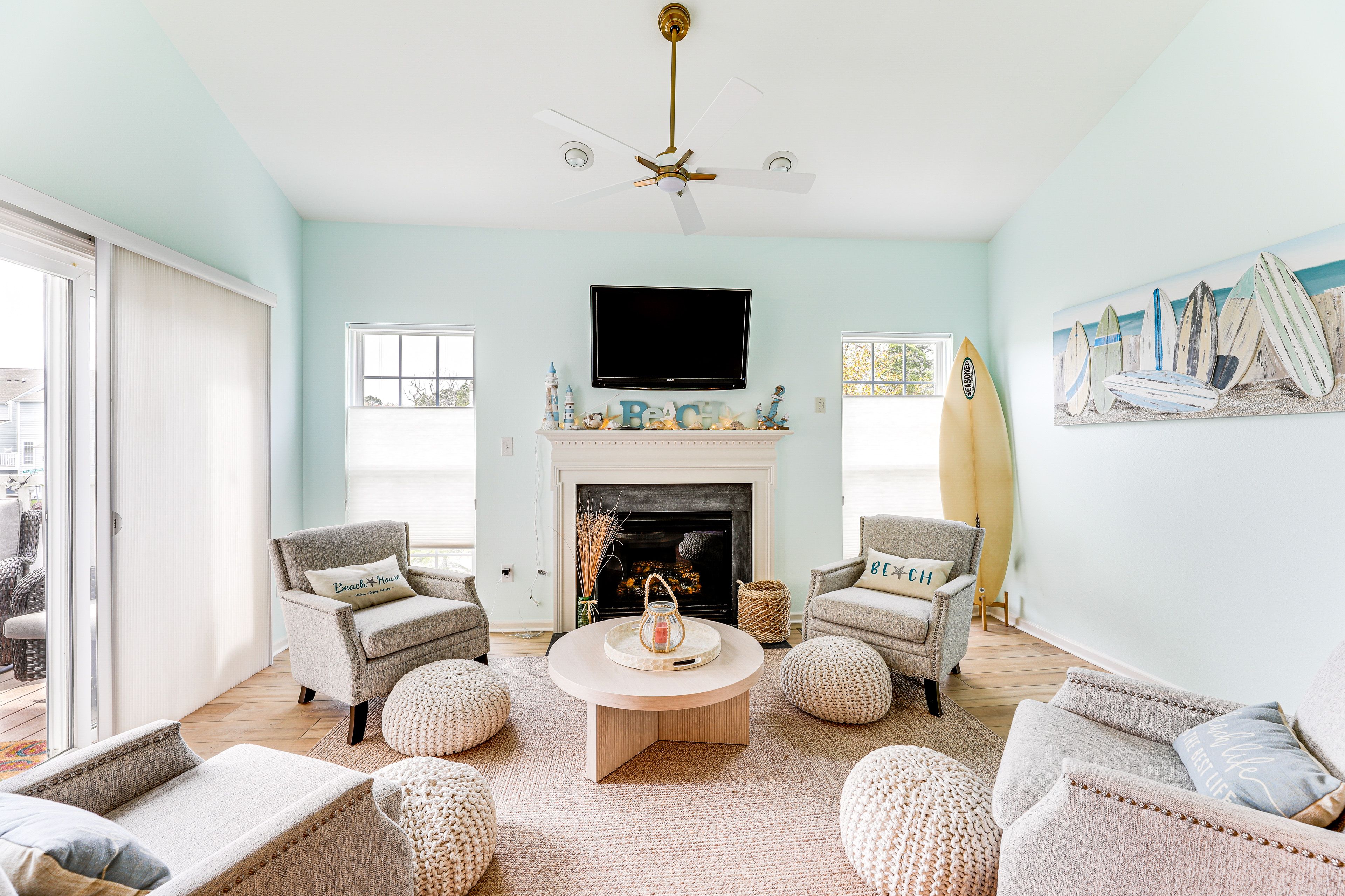 Family Room | Smart TV | Fireplace | Updated Interior | Open Floor Plan
