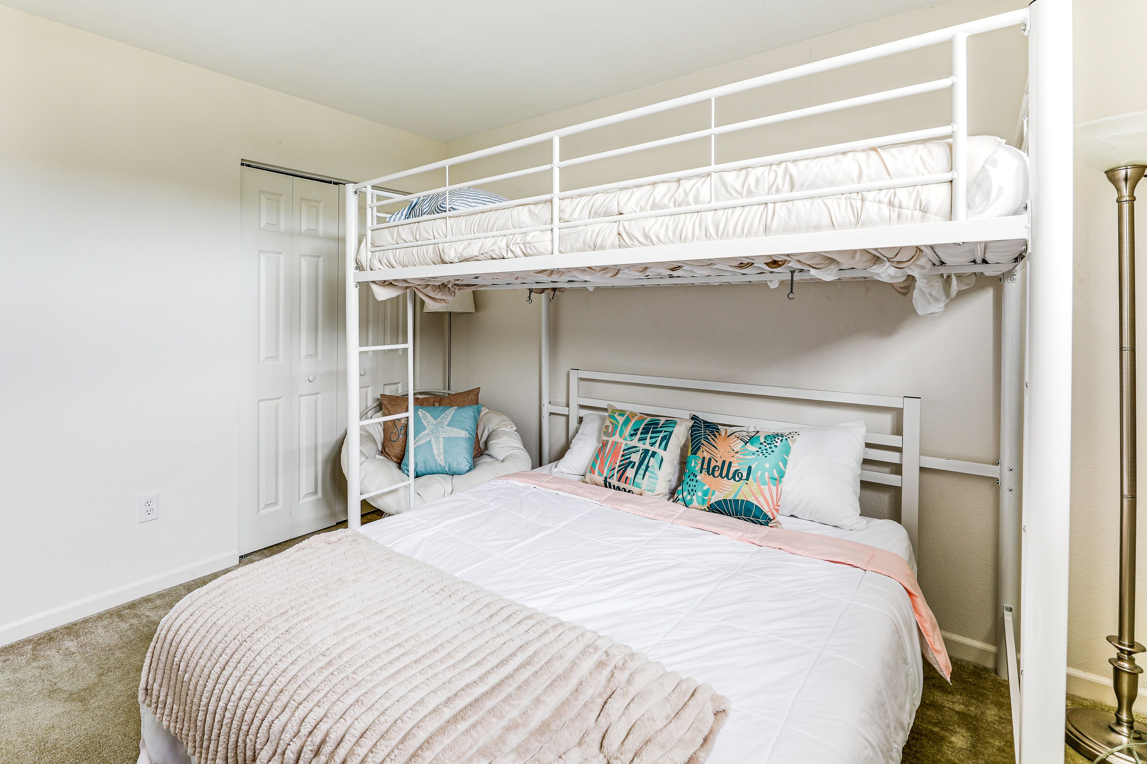 Bedroom 3 | Full/Queen Bunk Bed