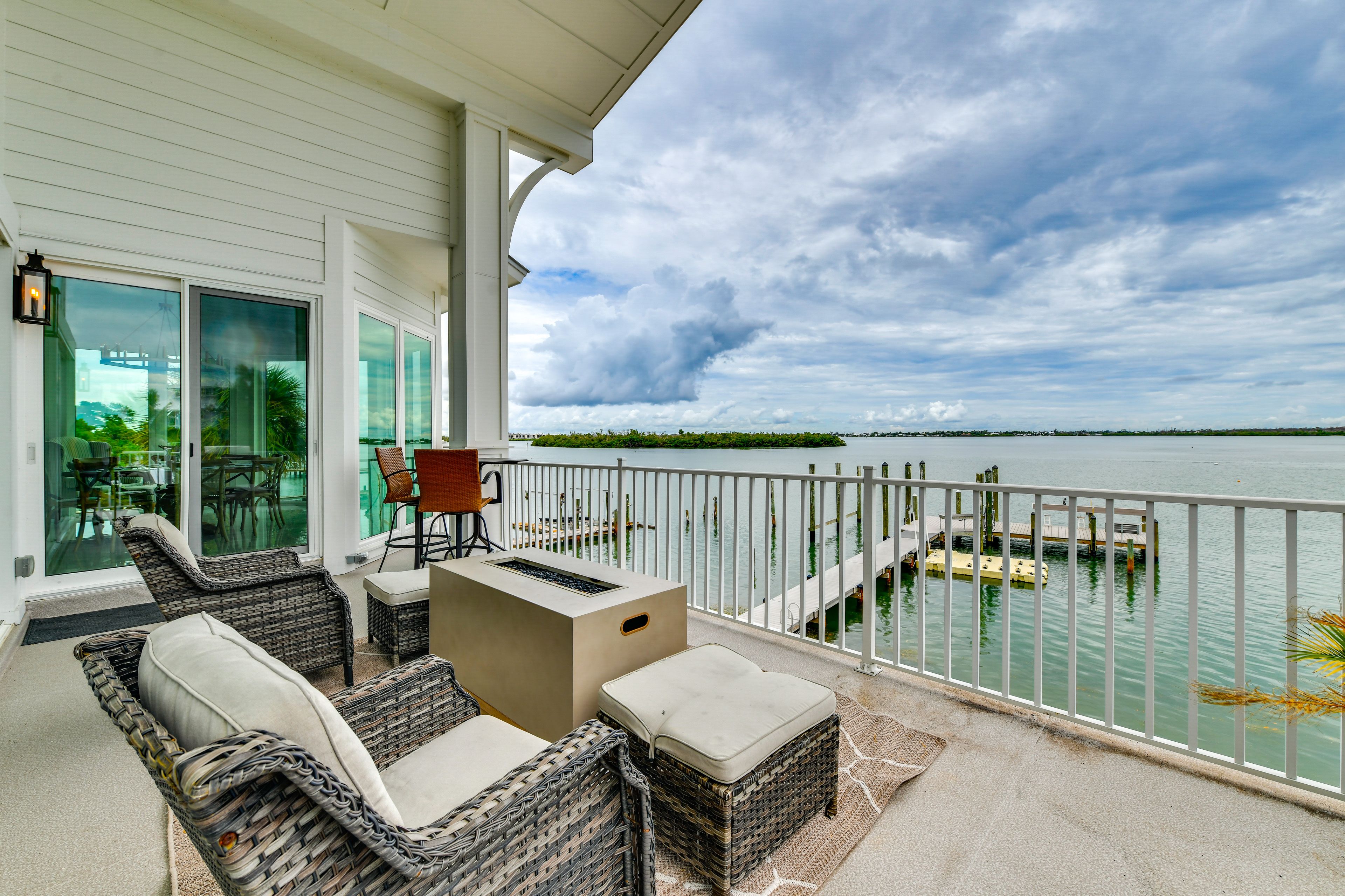 Deck