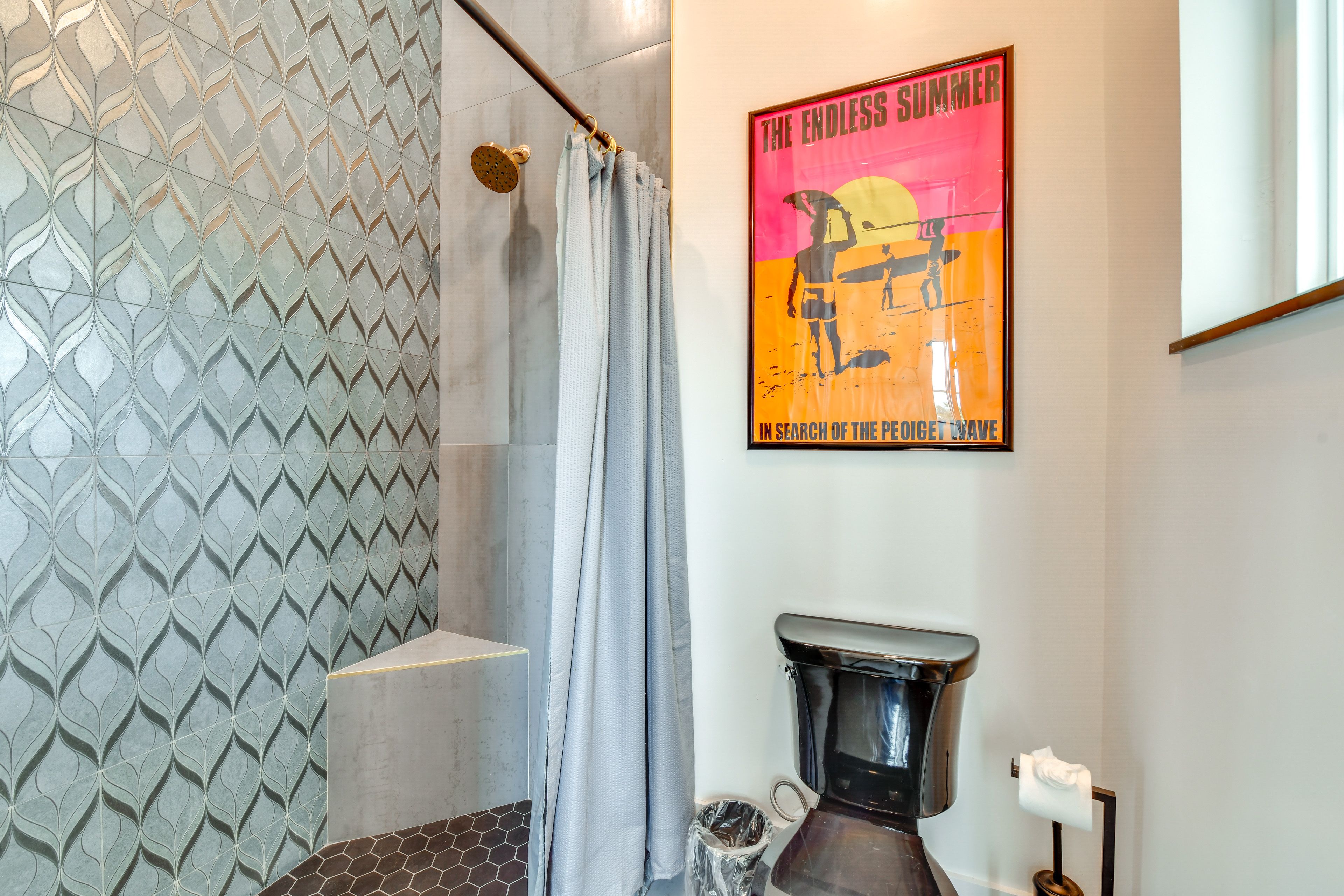 En-Suite Bathroom | 2nd Floor