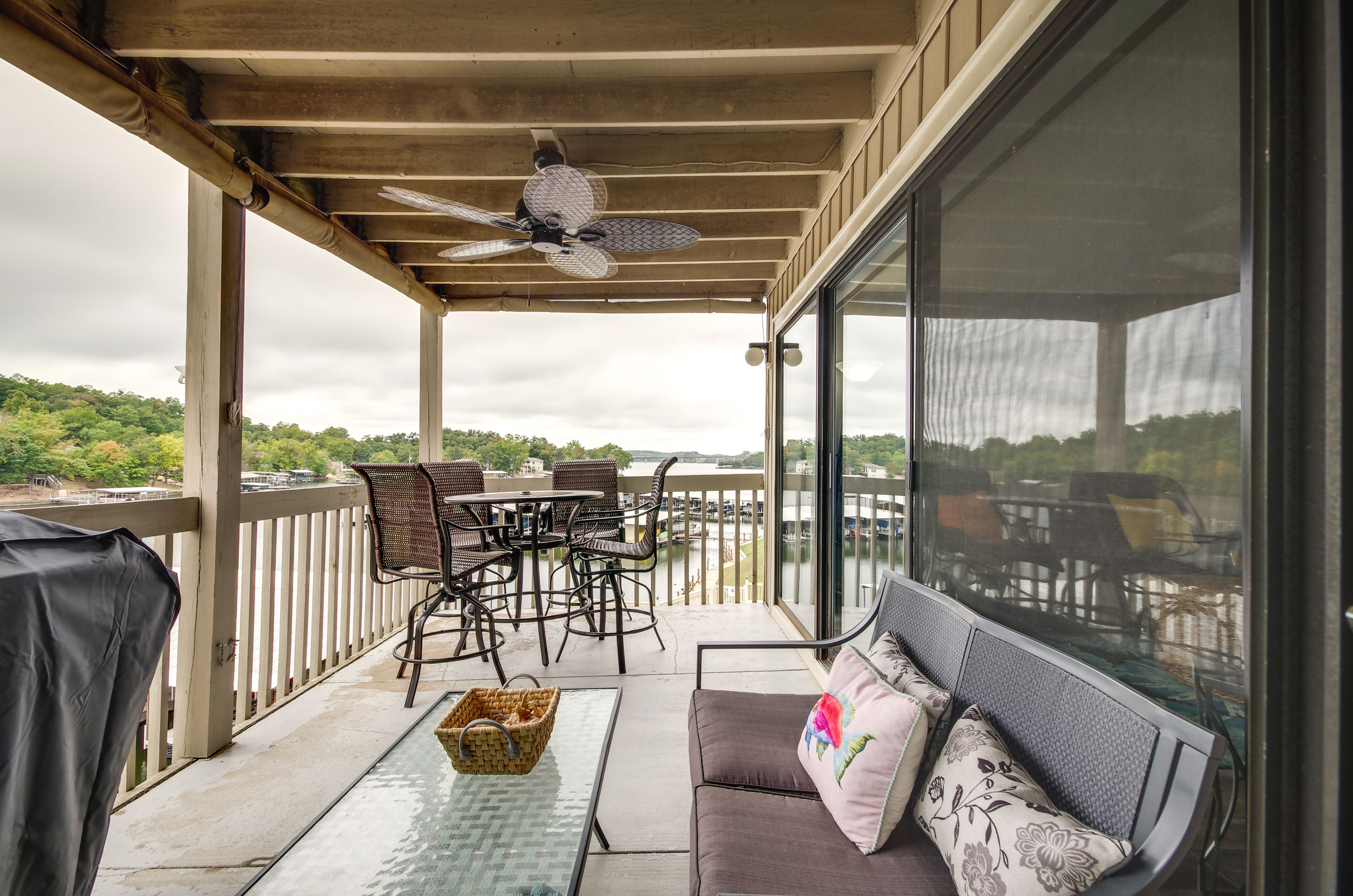 Balcony | Private Outdoor Dining Area