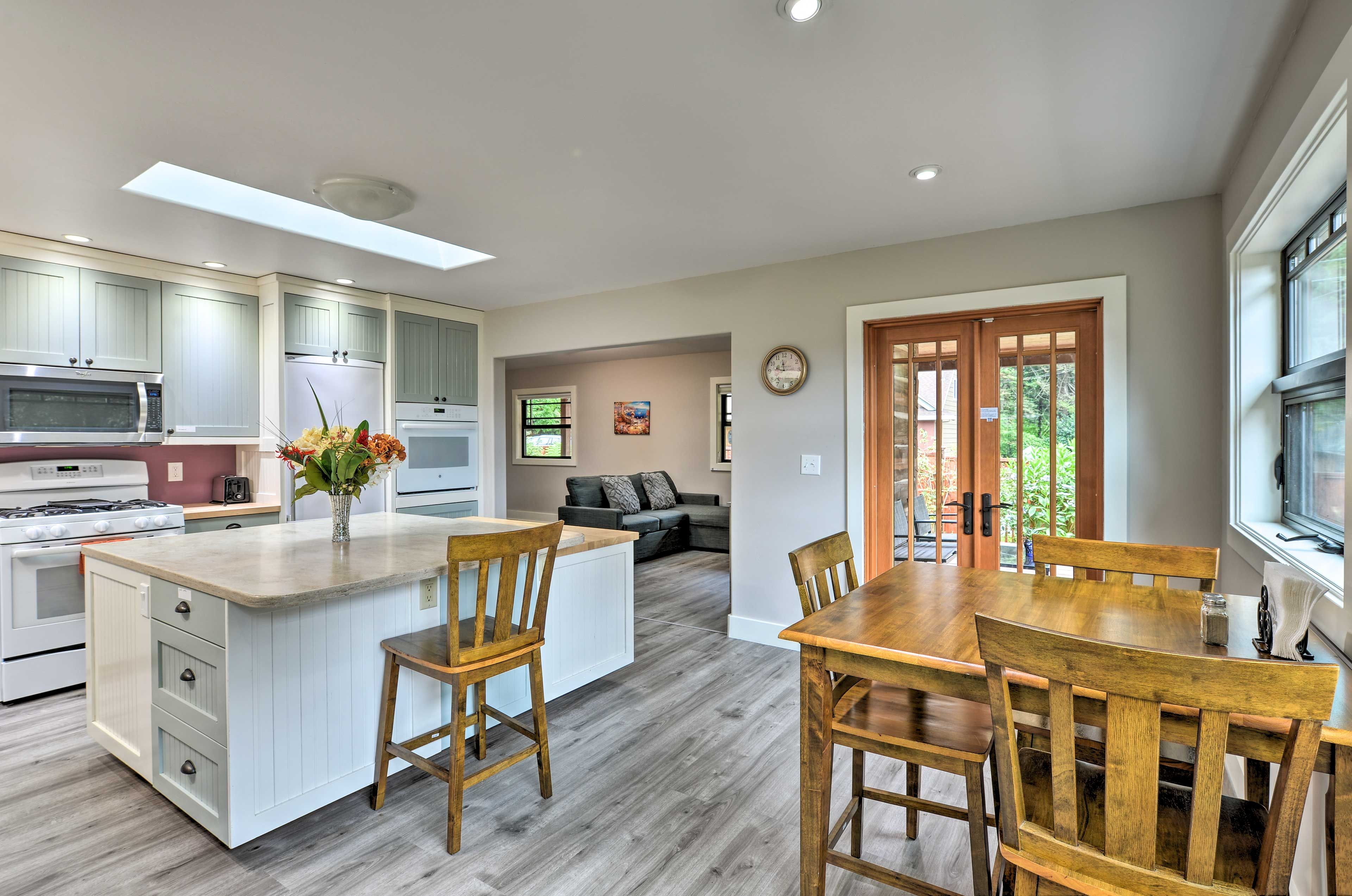 Kitchen | Heated Floors