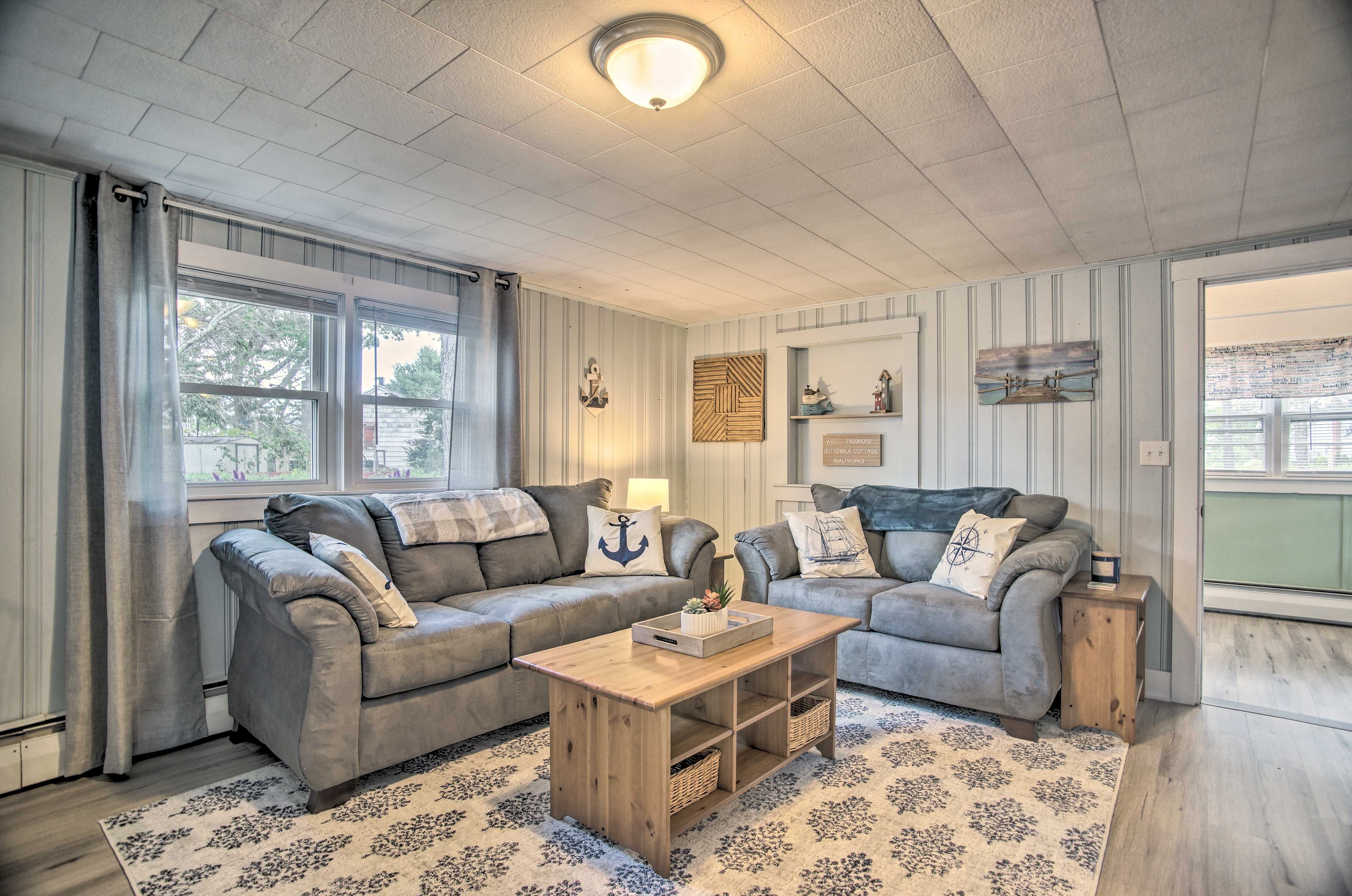 Living Room | Smart TV
