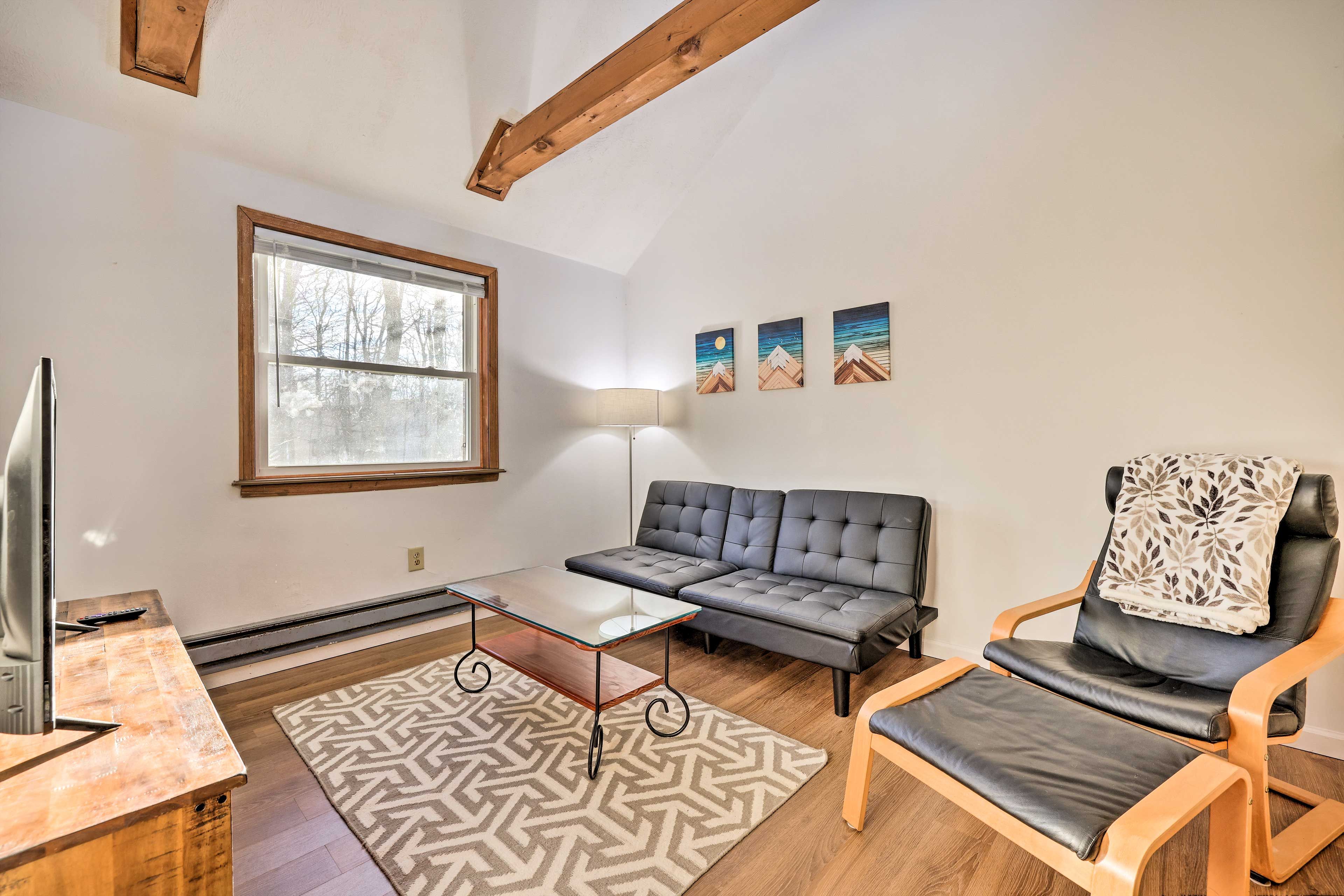 Loft | Futon | 2nd Floor | Stairs Required