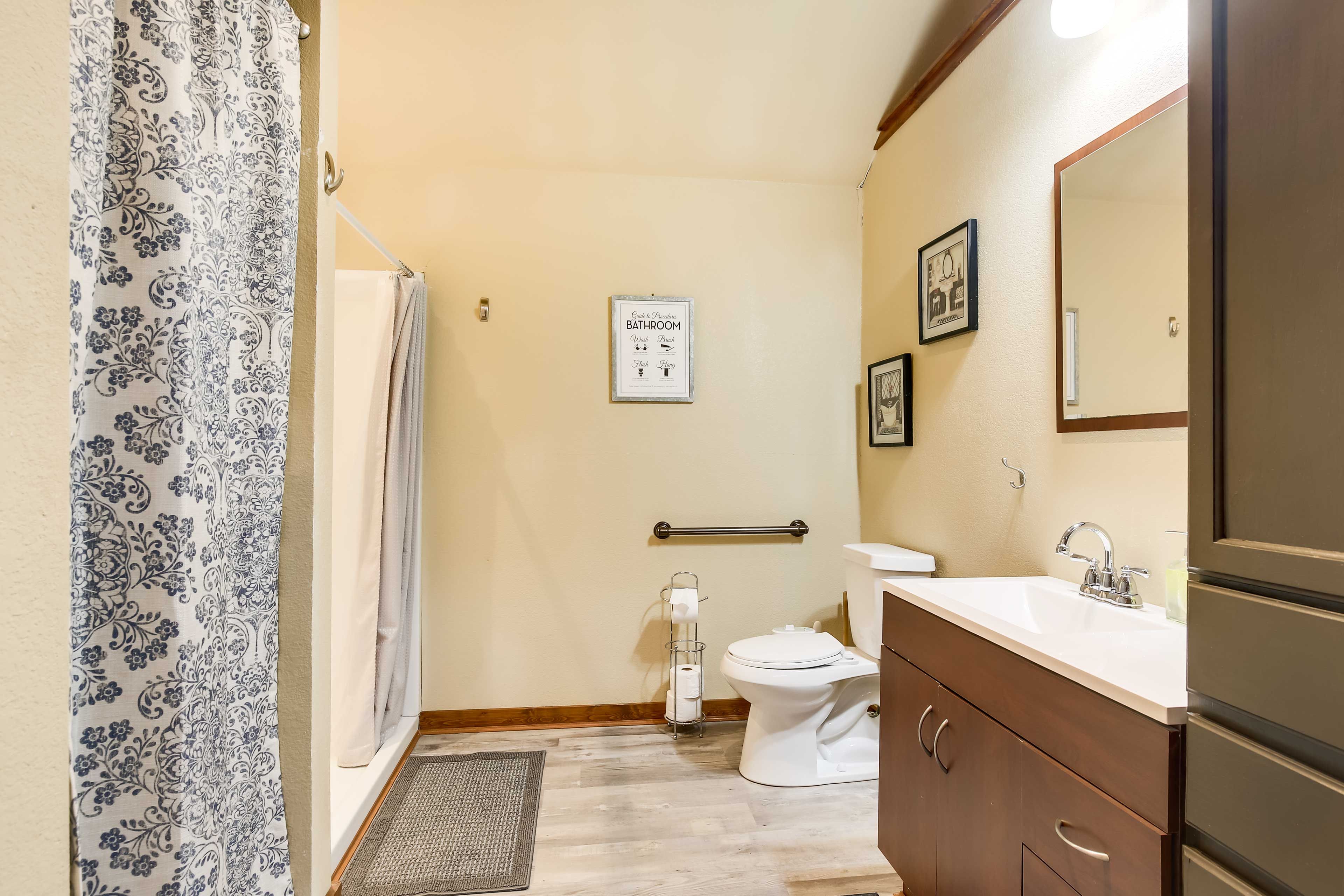 Full Bathroom