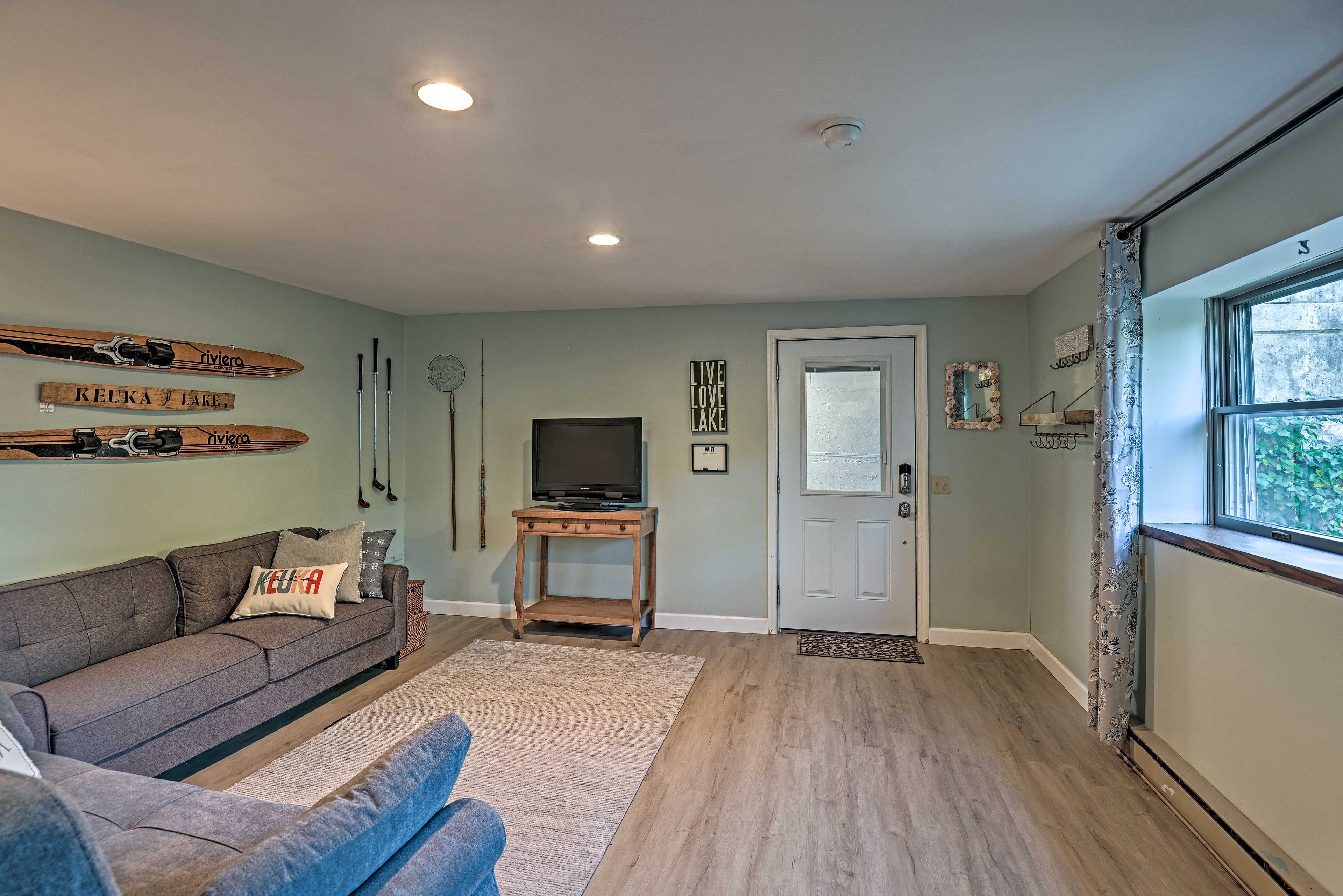 Living Room | Queen Sleeper sofa | Twin Sleeper Sofa
