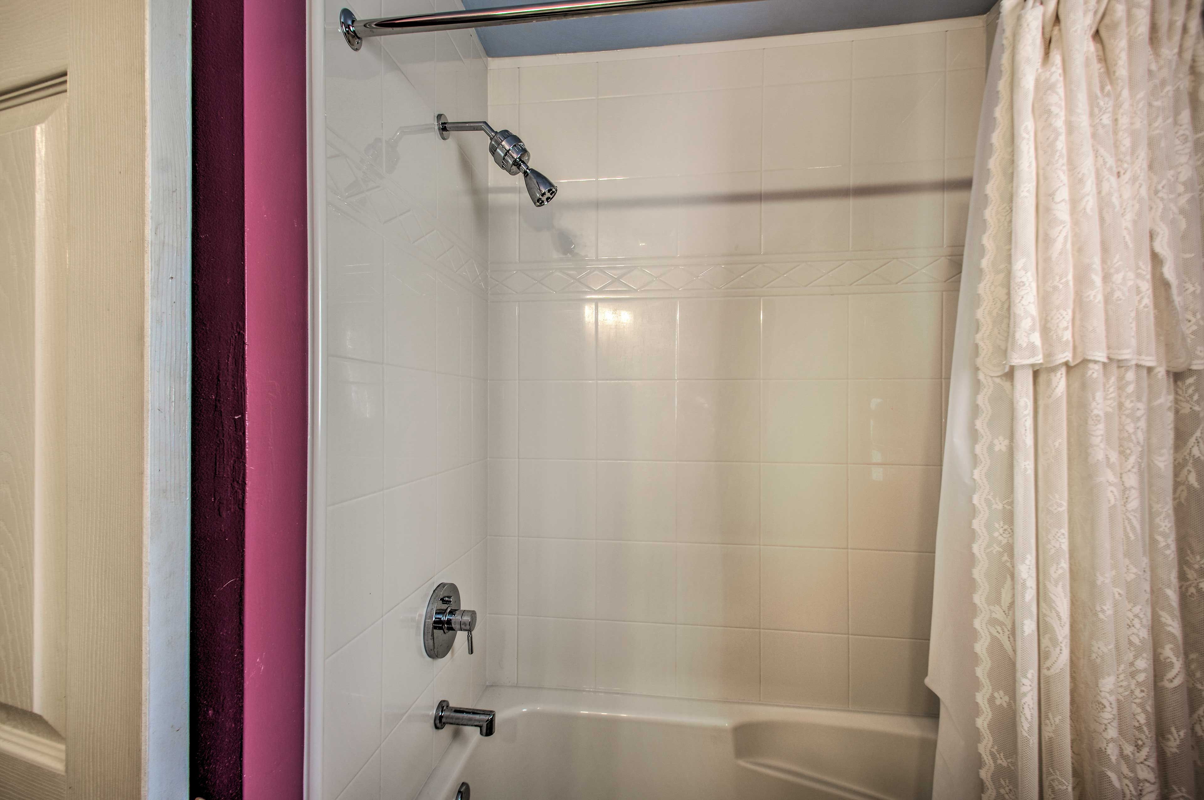 Full Bathroom
