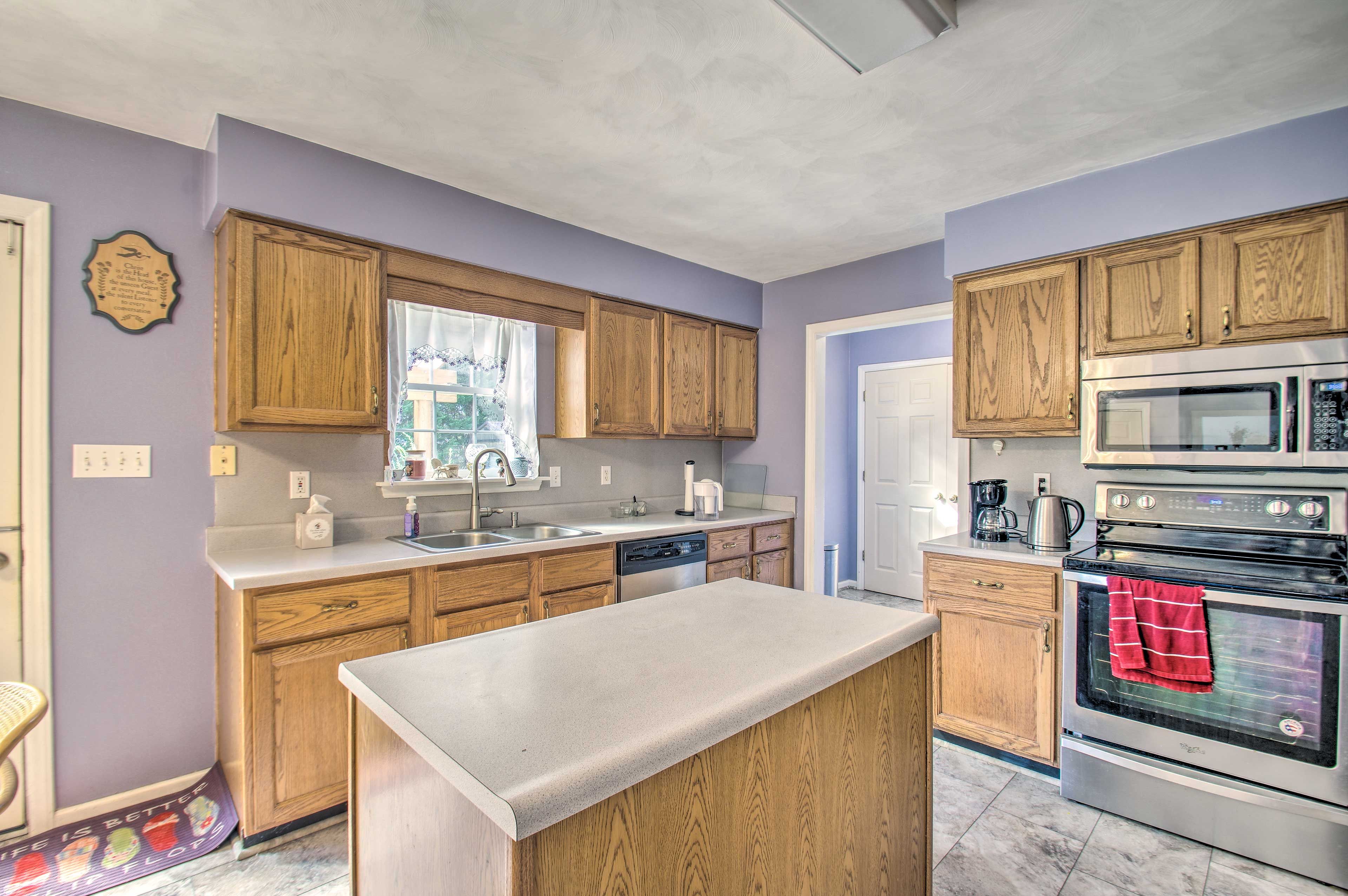 Kitchen | Drip Coffee Maker | Electric Kettle