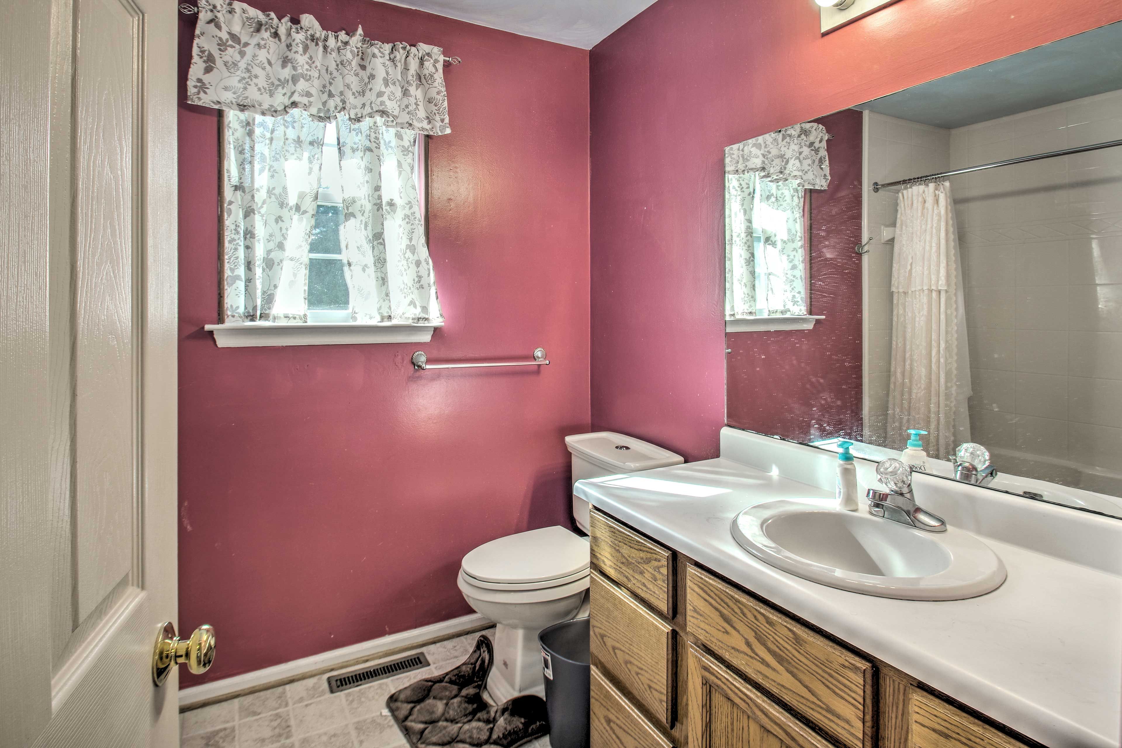 Full Bathroom