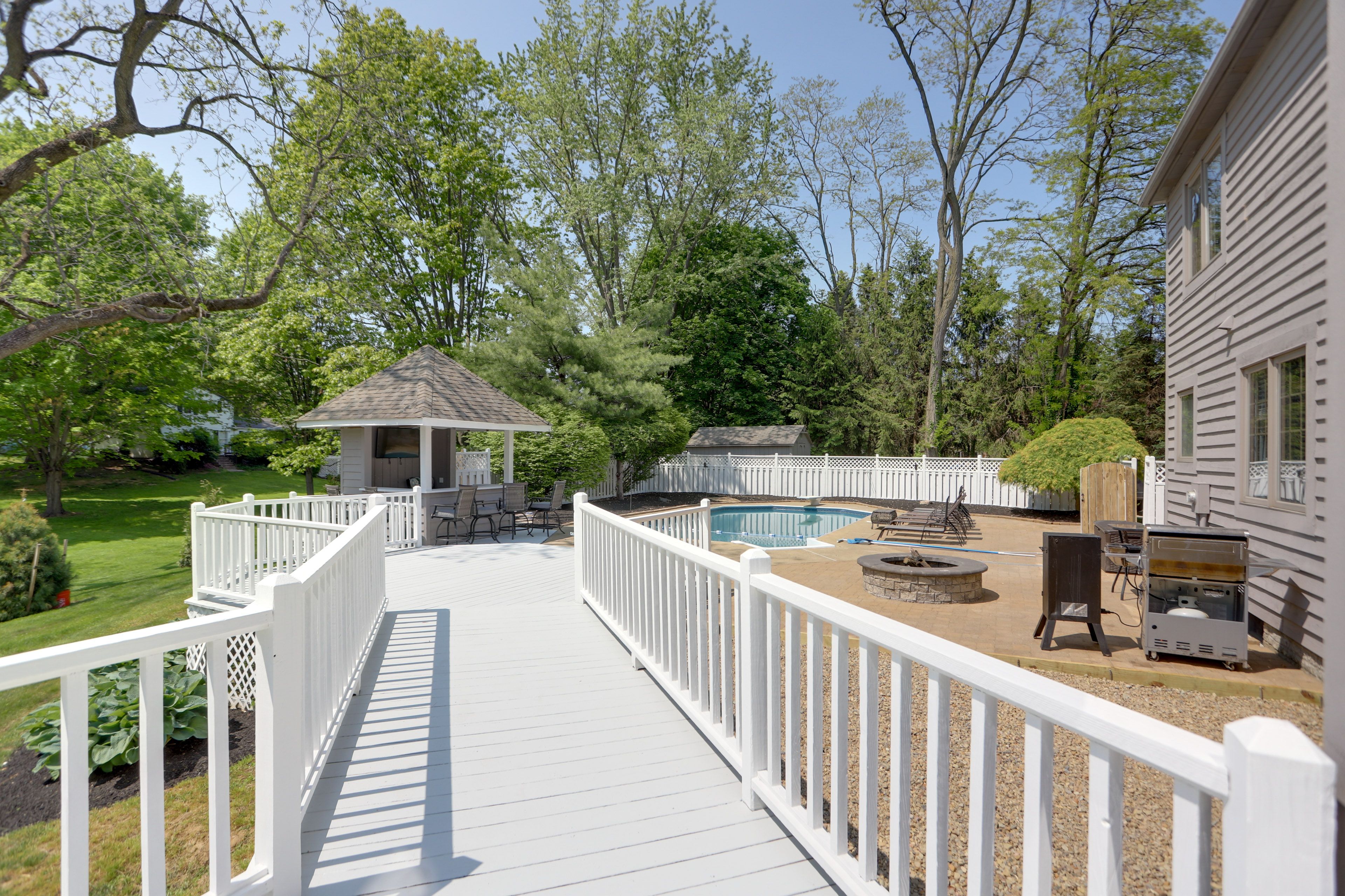 Deck