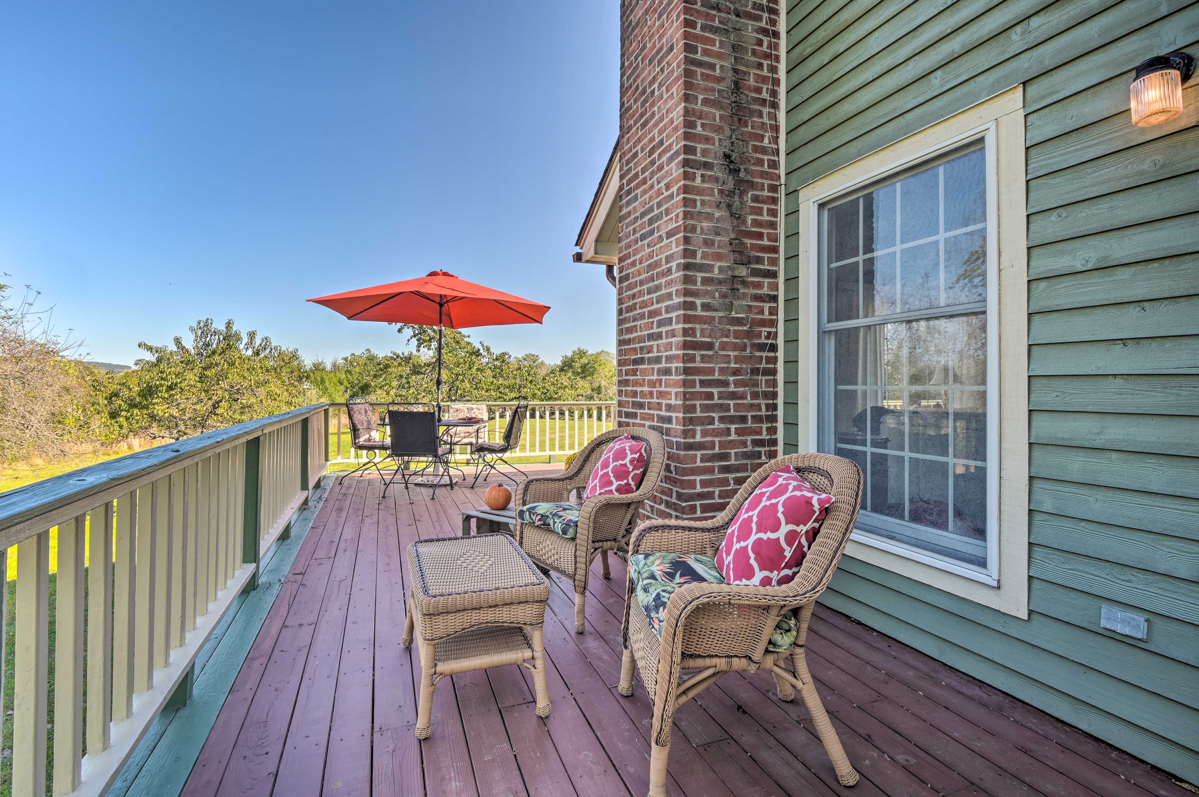 Deck | Dining Set