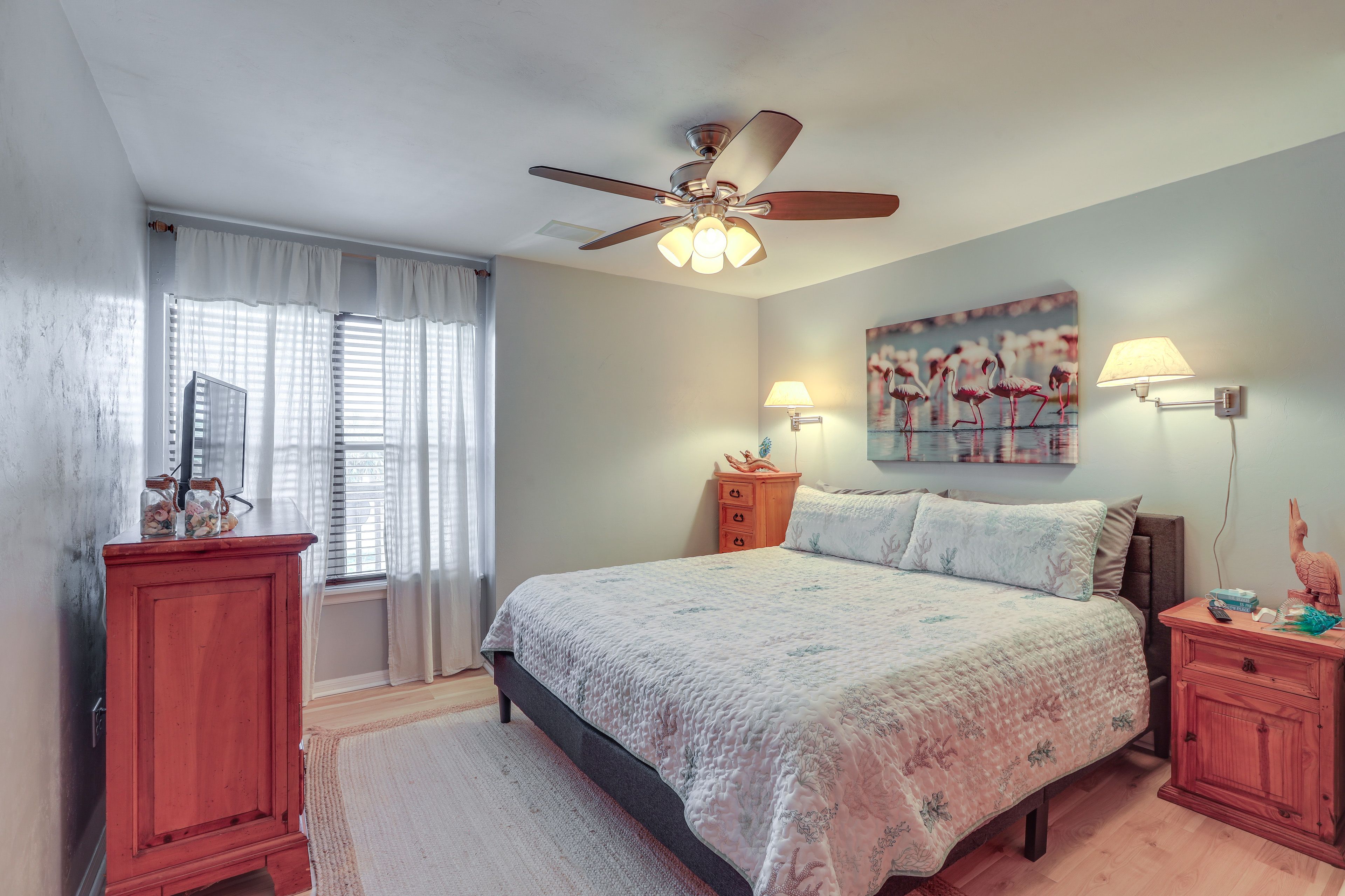 Bedroom | King Bed