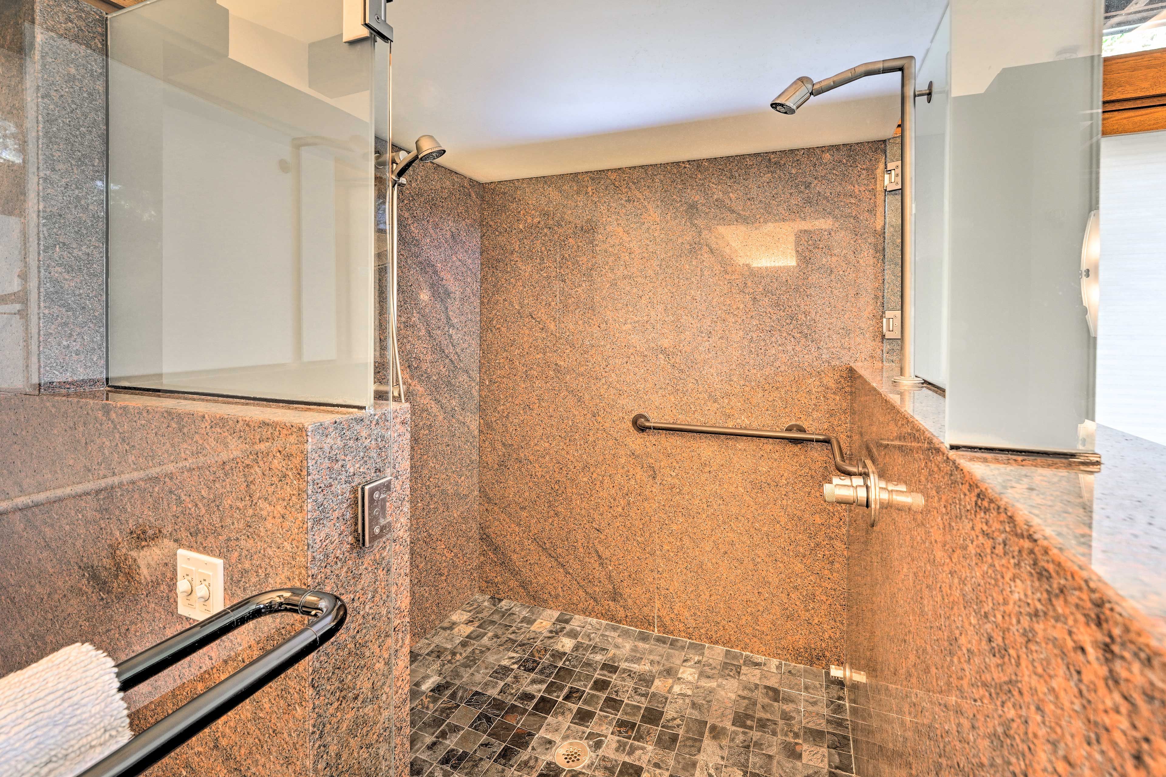 Full Bathroom | Grab Rails in Shower