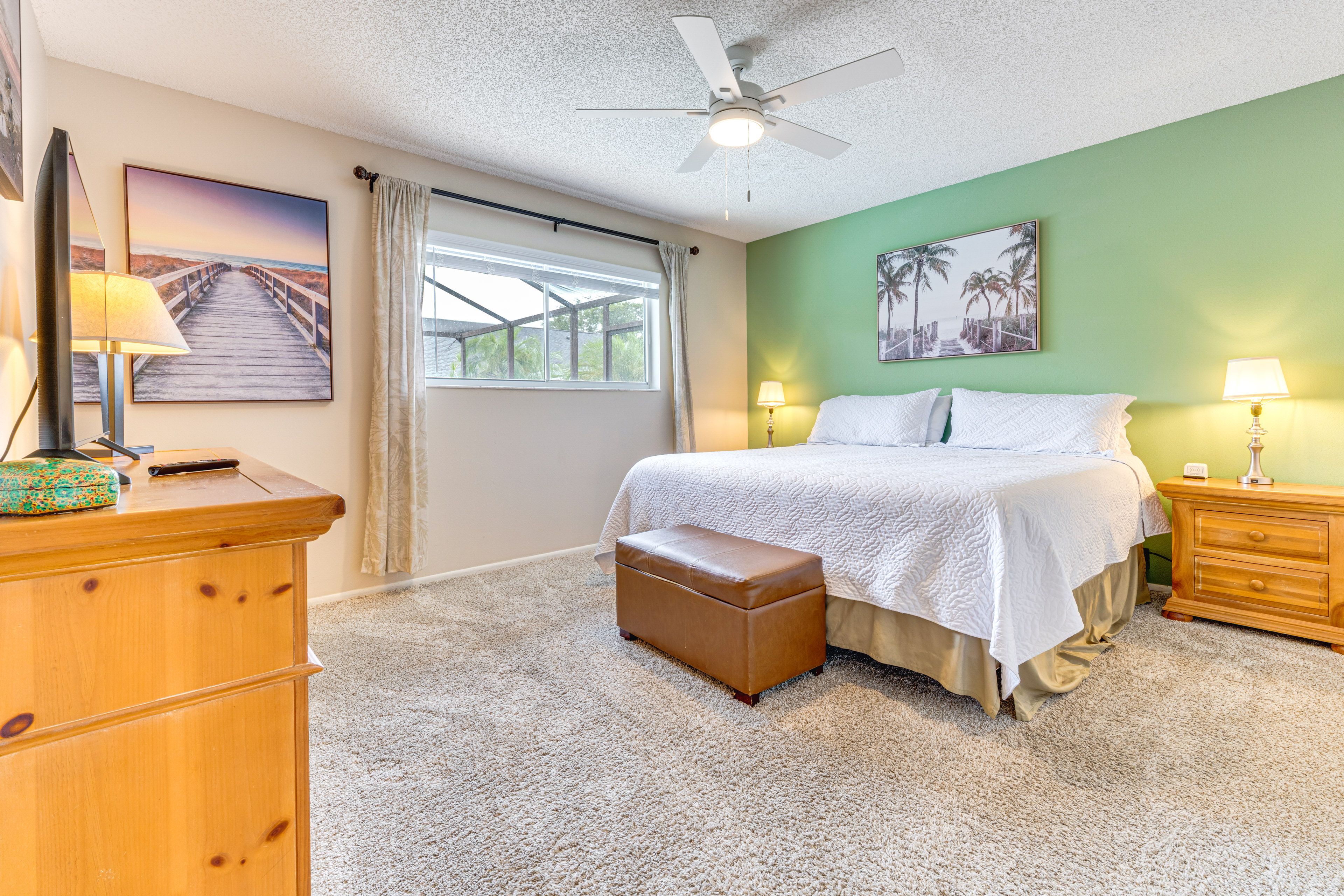 Bedroom 1 | King Bed | Linens Provided