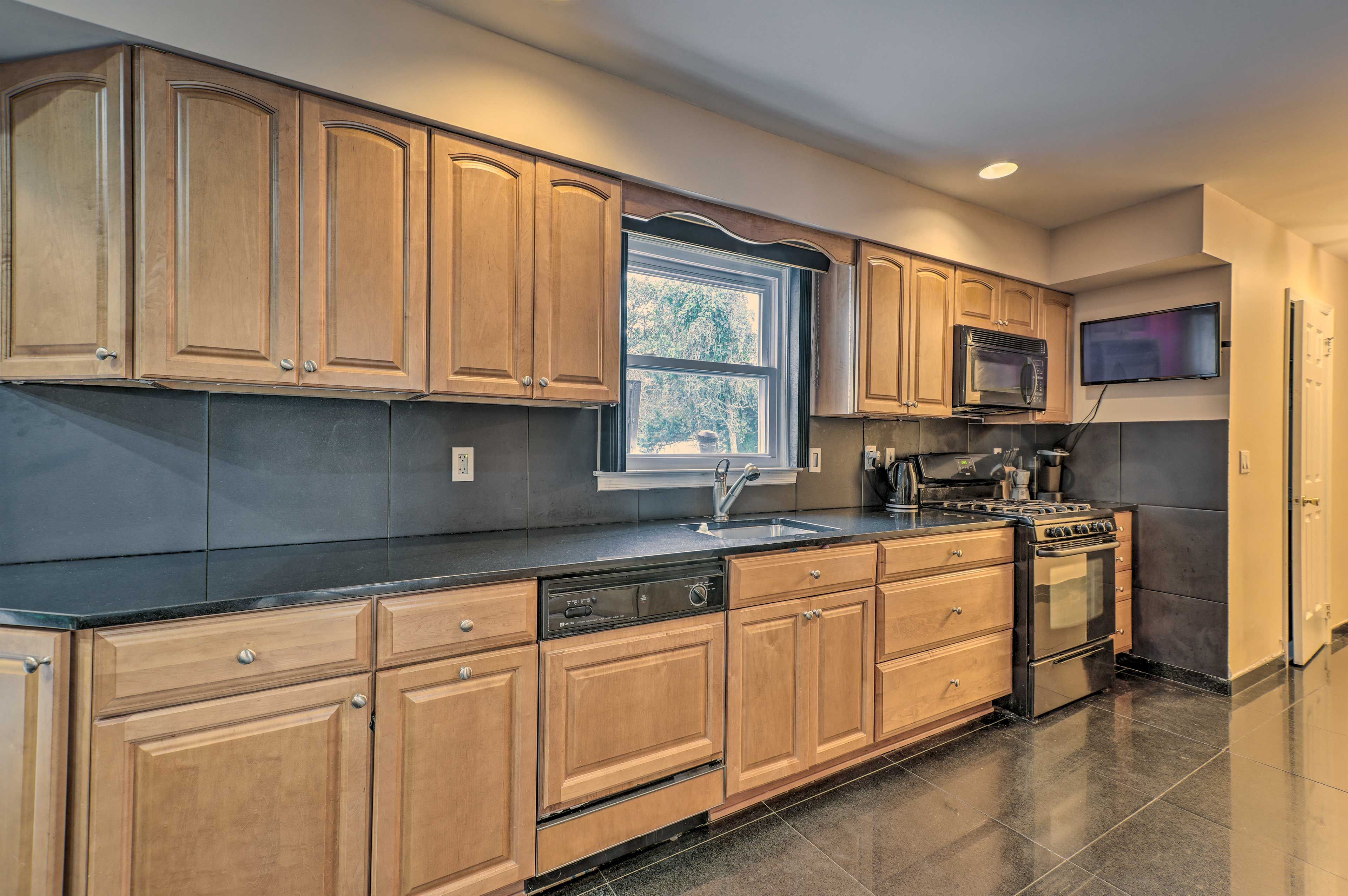 Fully Equipped Kitchen | Gas Range